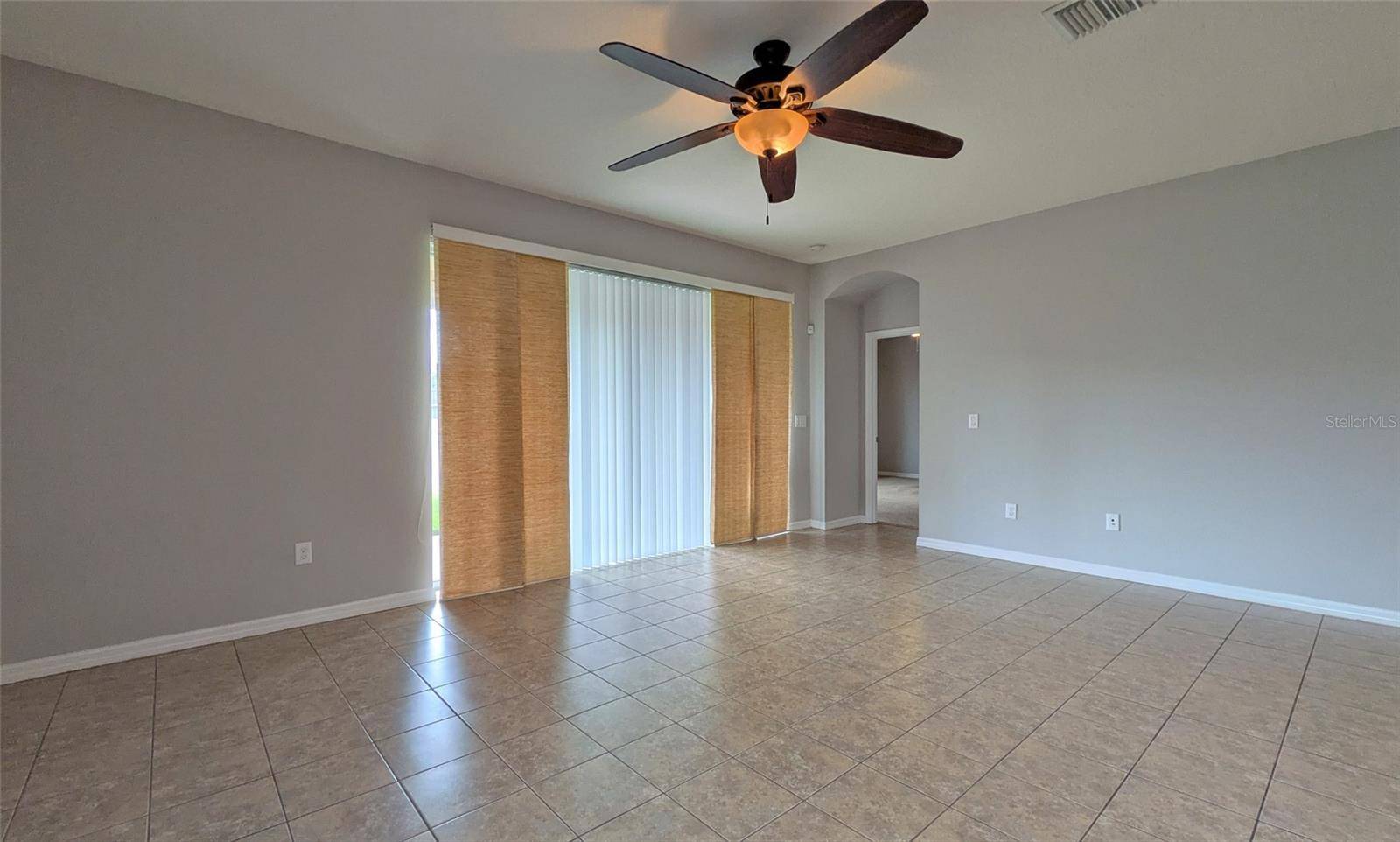 Lithia, FL 33547,11318 SCRIBNER STATION LN