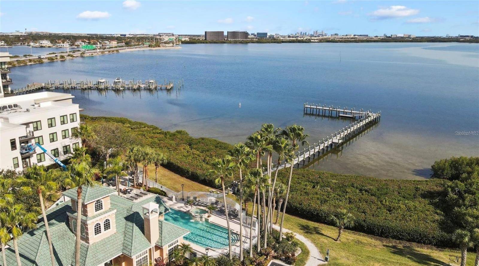 Tampa, FL 33607,1203 BAY CLUB CIR #1203