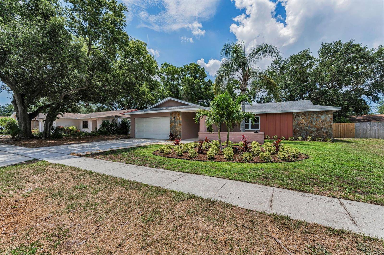 Dunedin, FL 34698,2063 RIDGECREST DR