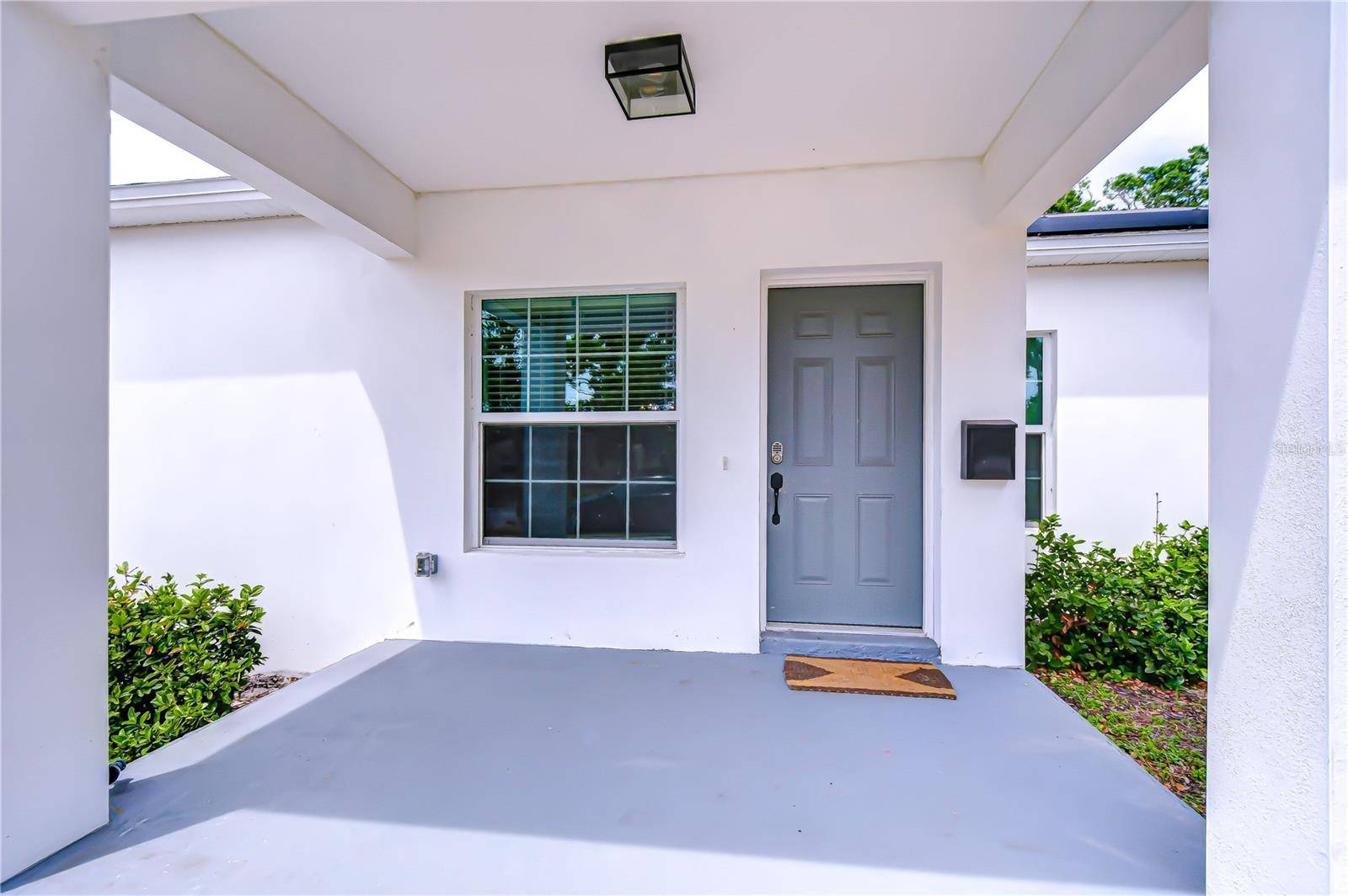 St Petersburg, FL 33711,1051 44TH ST S