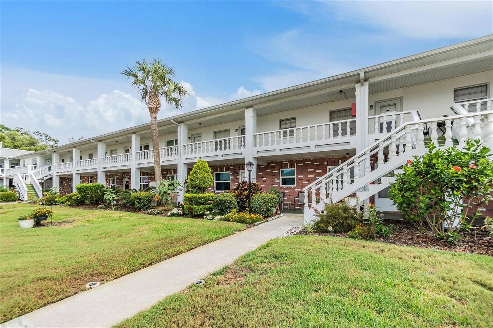 New Port Richey, FL 34652,4748 AZALEA DR #204