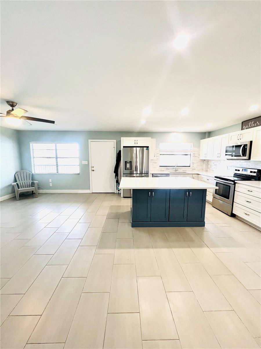 Treasure Island, FL 33706,12500 CAPRI CIR N #203