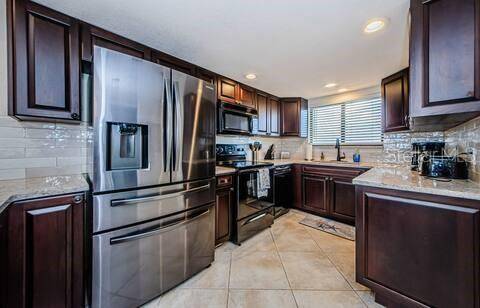 Hudson, FL 34667,6009 SEA RANCH DR #306