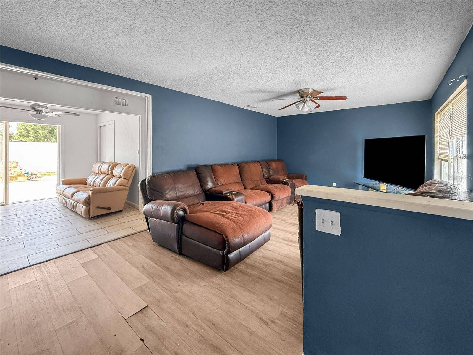 Seffner, FL 33584,1009 SAGAMORE DR