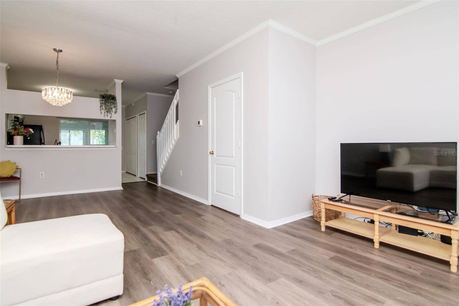 Brandon, FL 33510,2316 LAKE WOODBERRY CIR