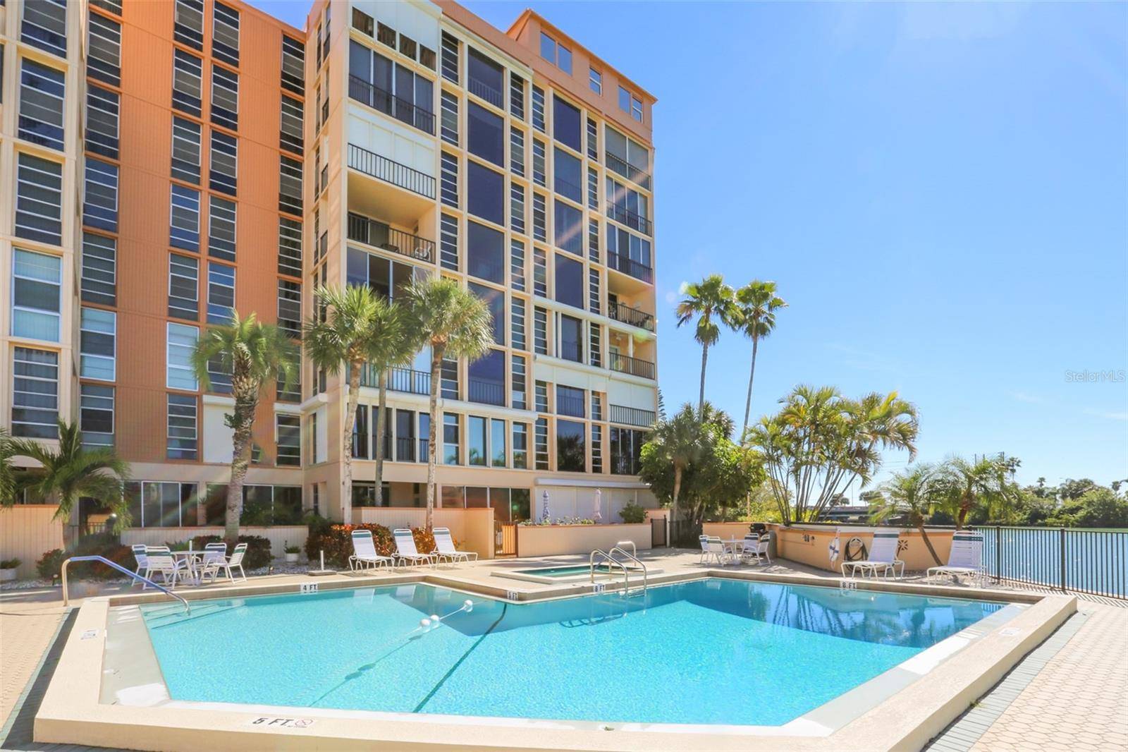 South Pasadena, FL 33707,7400 SUN ISLAND DR S #412