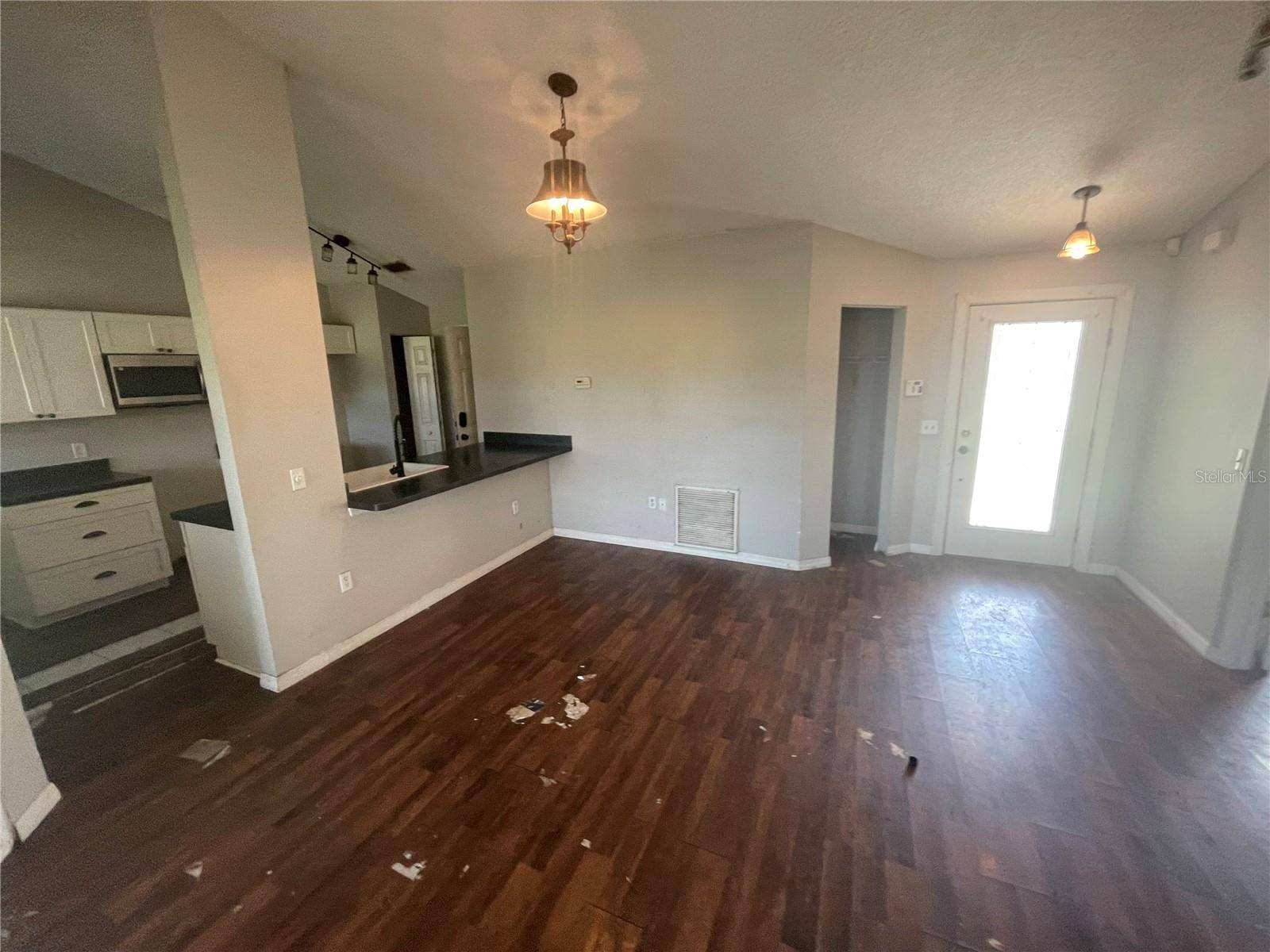 Sarasota, FL 34243,3541 65TH AVENUE CIR E