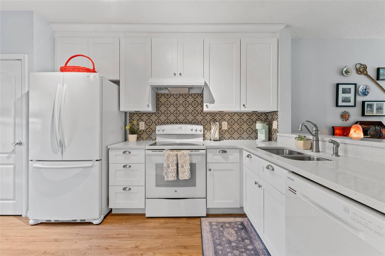 Wesley Chapel, FL 33543,1044 KENNEWICK CT