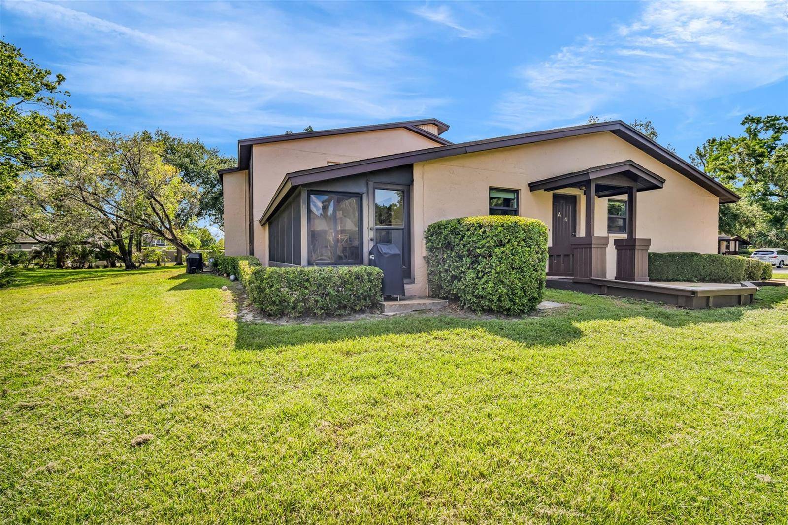 Palm Harbor, FL 34685,1400 TARPON WOODS BLVD #A4