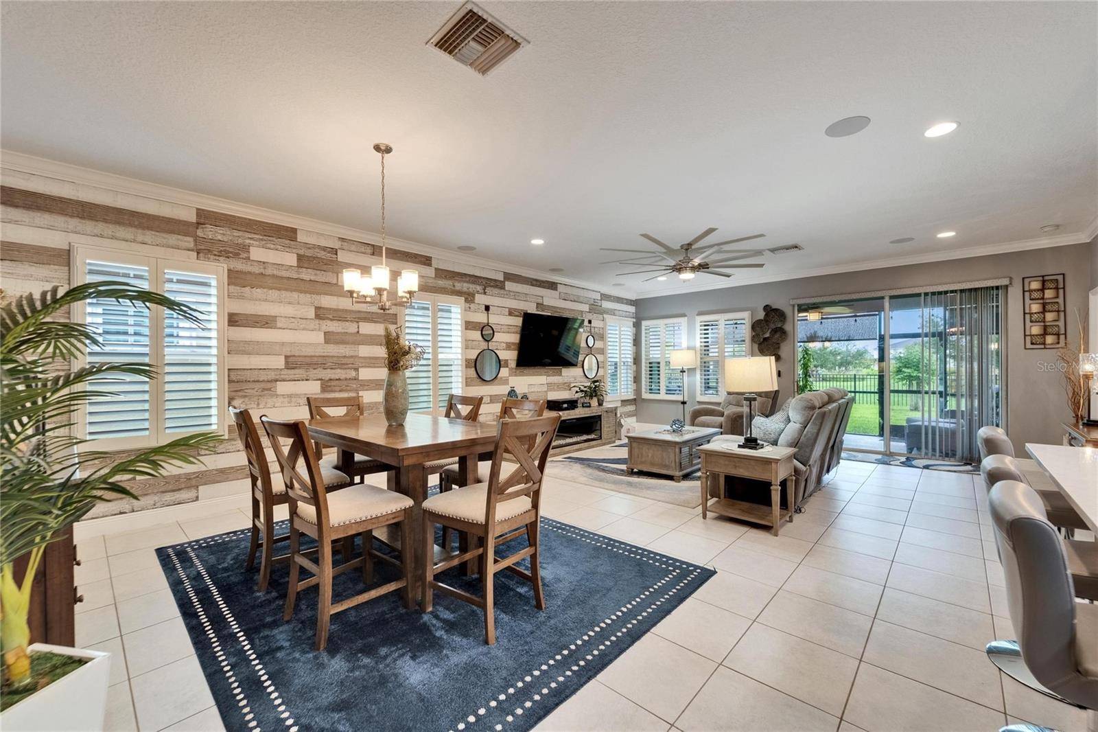 Apollo Beach, FL 33572,6127 COLMAR PL