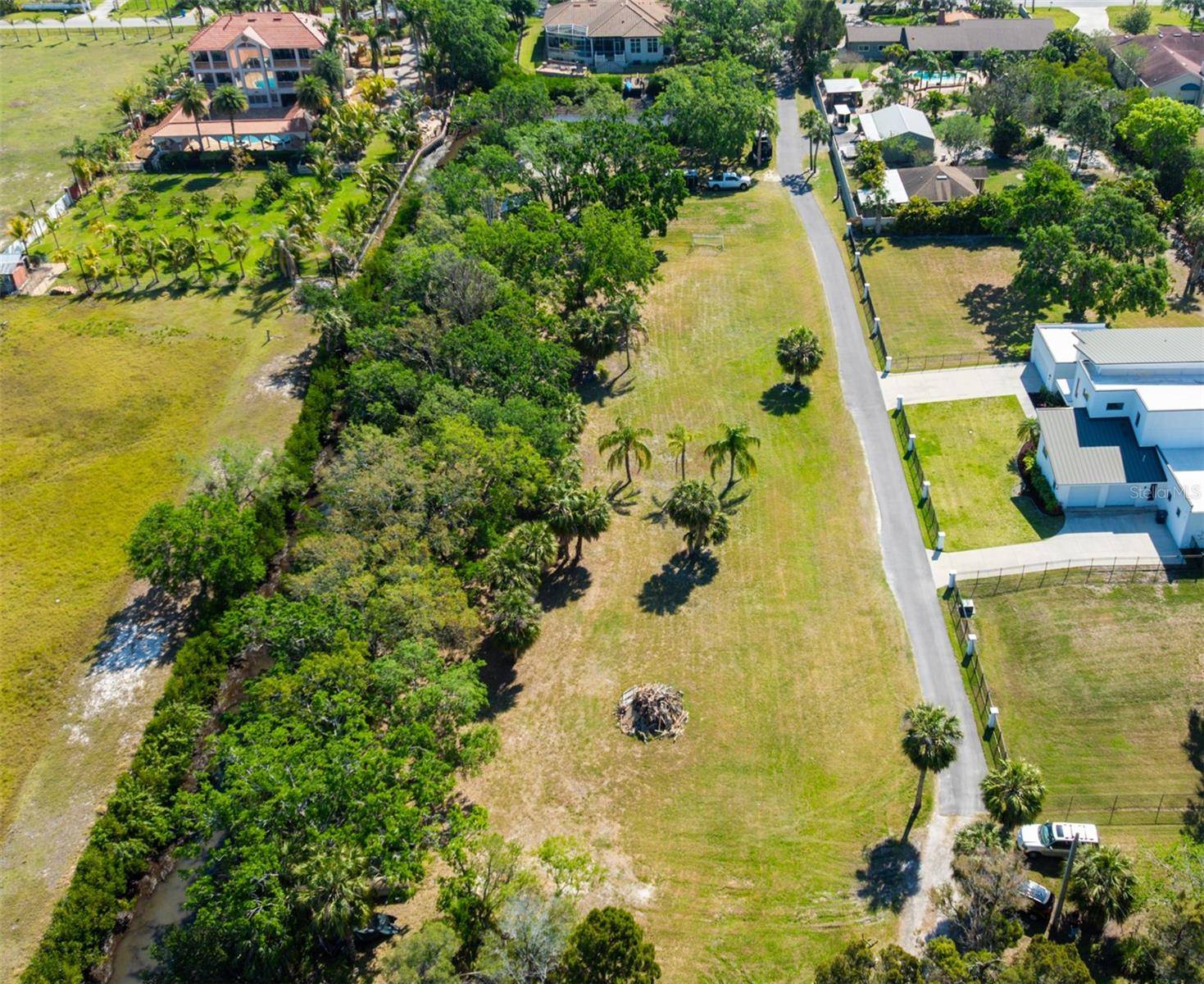 Tampa, FL 33615,4868 TROYDALE RD