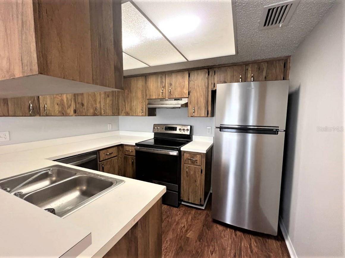 Brandon, FL 33511,3147 BLOOMINGDALE VILLAS CT