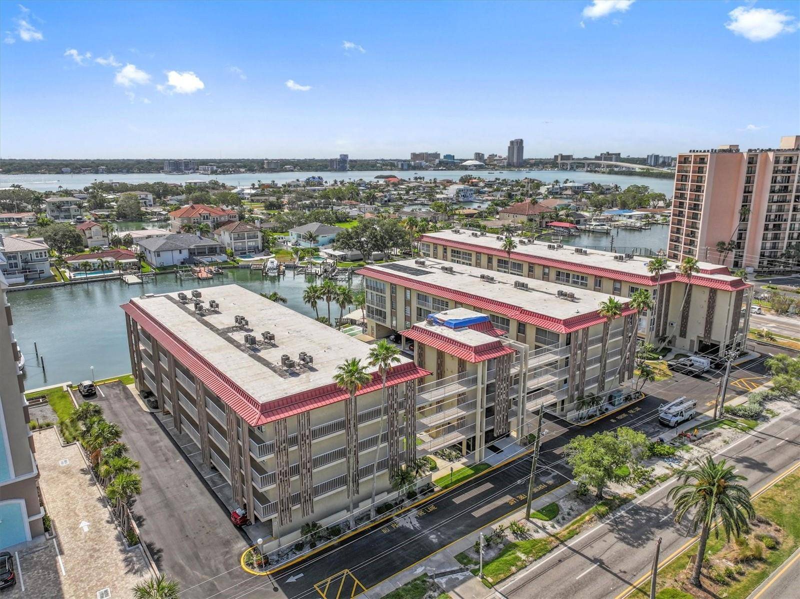 Clearwater Beach, FL 33767,105 ISLAND WAY #126