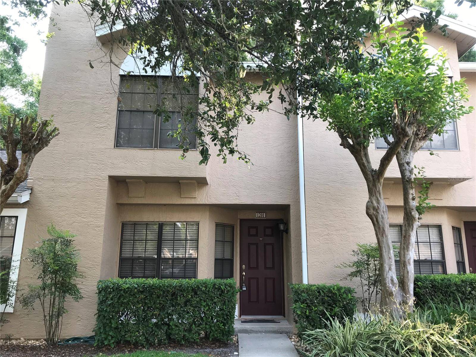Tampa, FL 33647,5100 BURCHETTE RD #1201