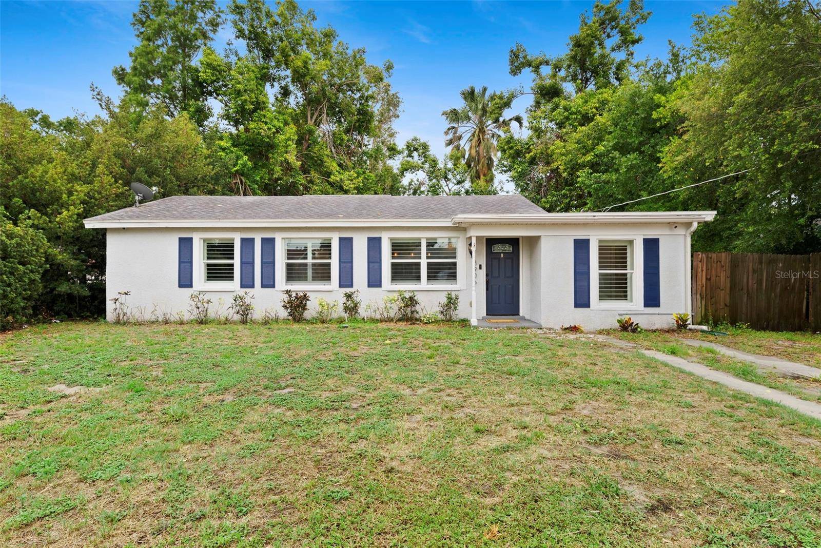 Tampa, FL 33611,3906 W ROGERS AVE
