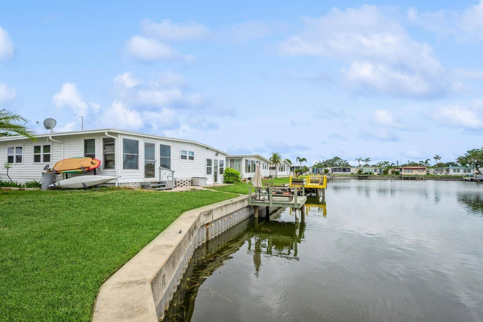 Largo, FL 33773,10213 S LAKE DR #169