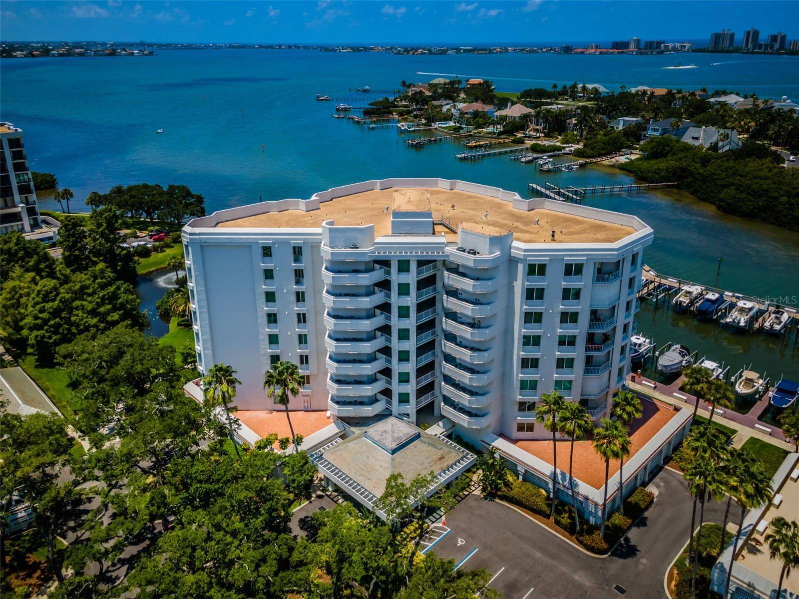 Belleair, FL 33756,1 SEASIDE LN #302