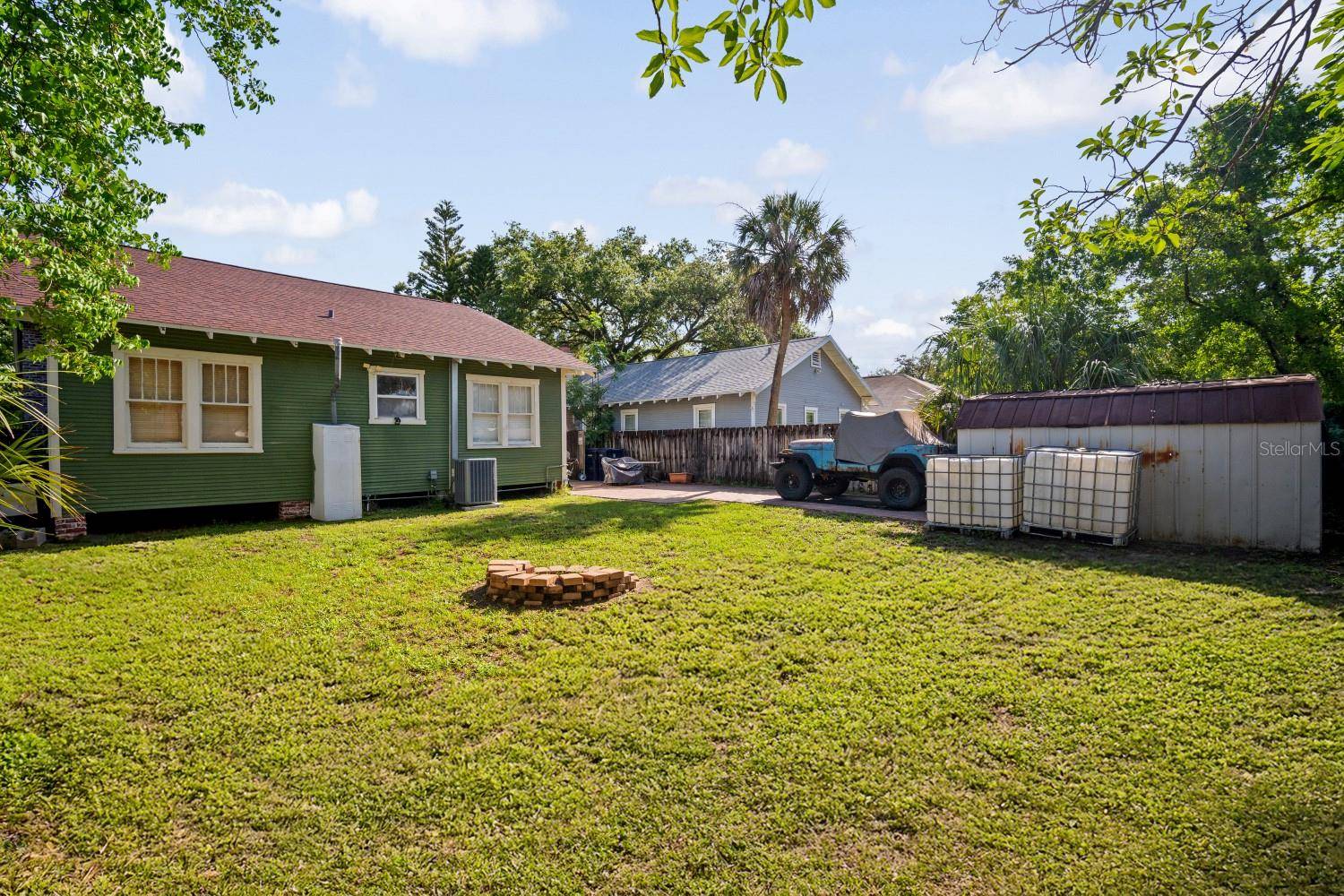 Tampa, FL 33603,216 W SOUTH AVE