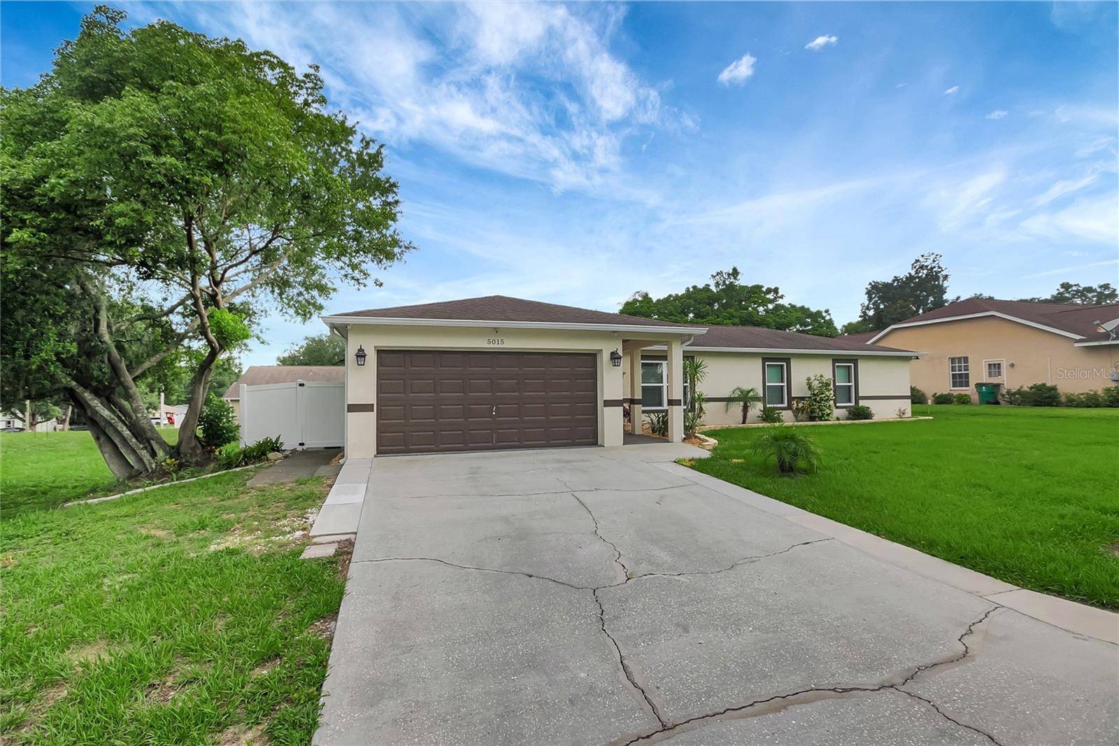 Zephyrhills, FL 33542,5015 SUMMER HILL DR