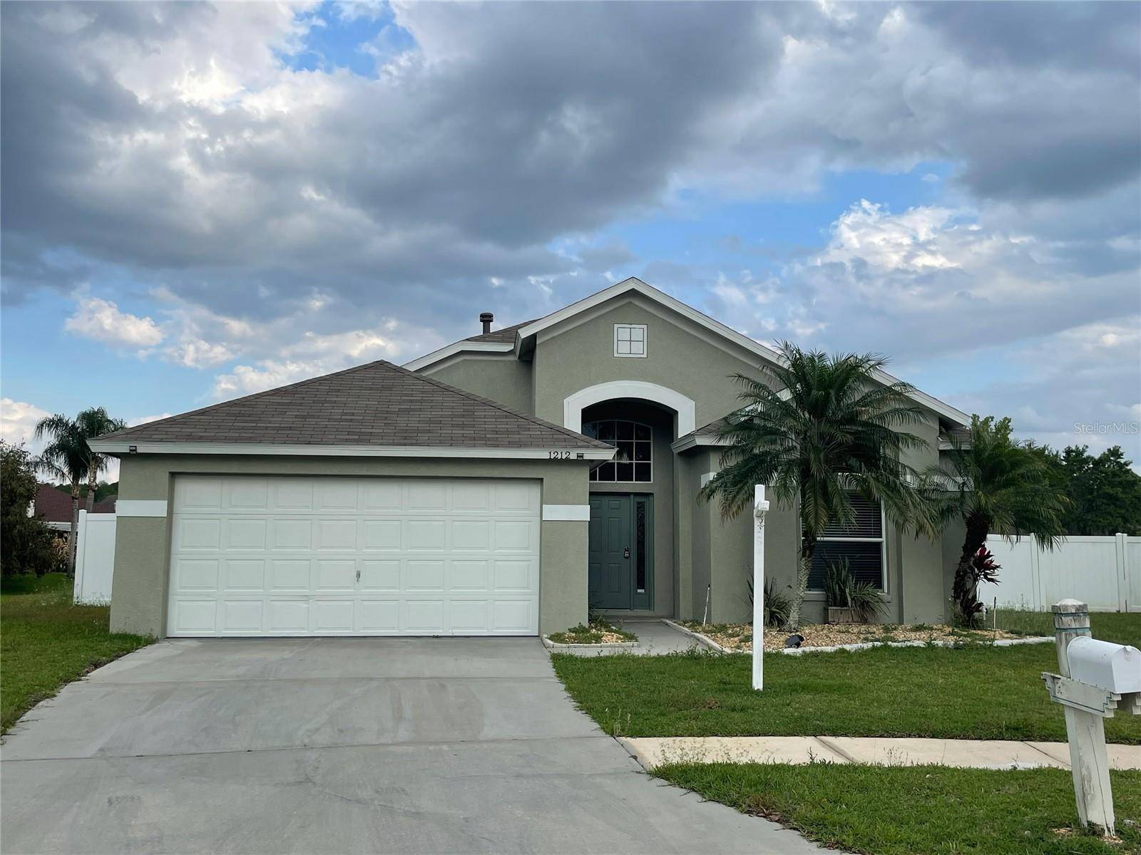 Wesley Chapel, FL 33543,1212 CRIMSON CLOVER LN