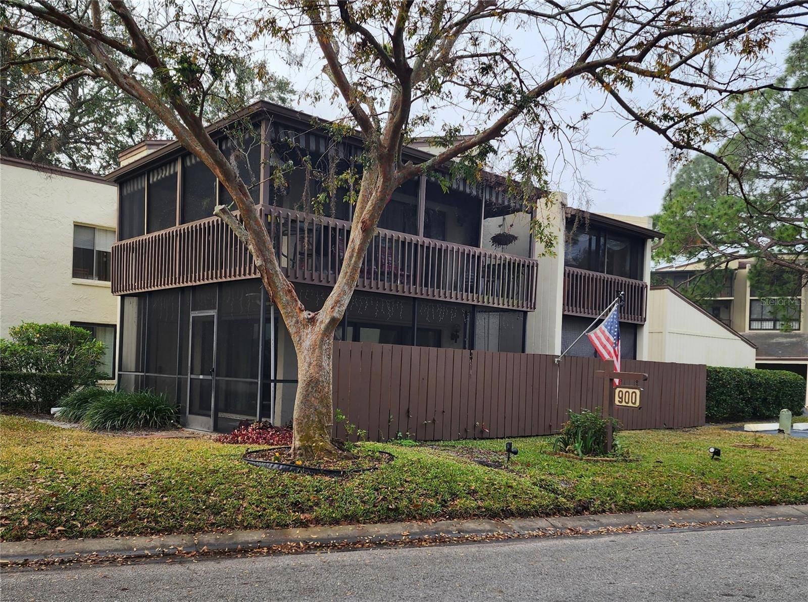 Largo, FL 33771,700 STARKEY RD #914