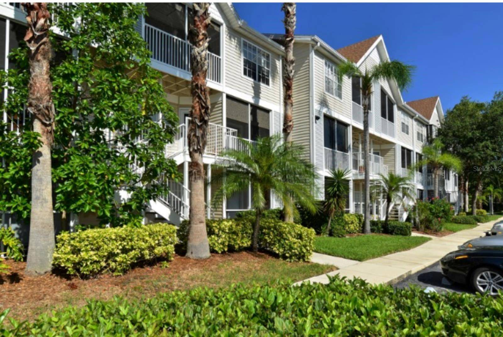 Sarasota, FL 34236,850 S TAMIAMI TRL #424