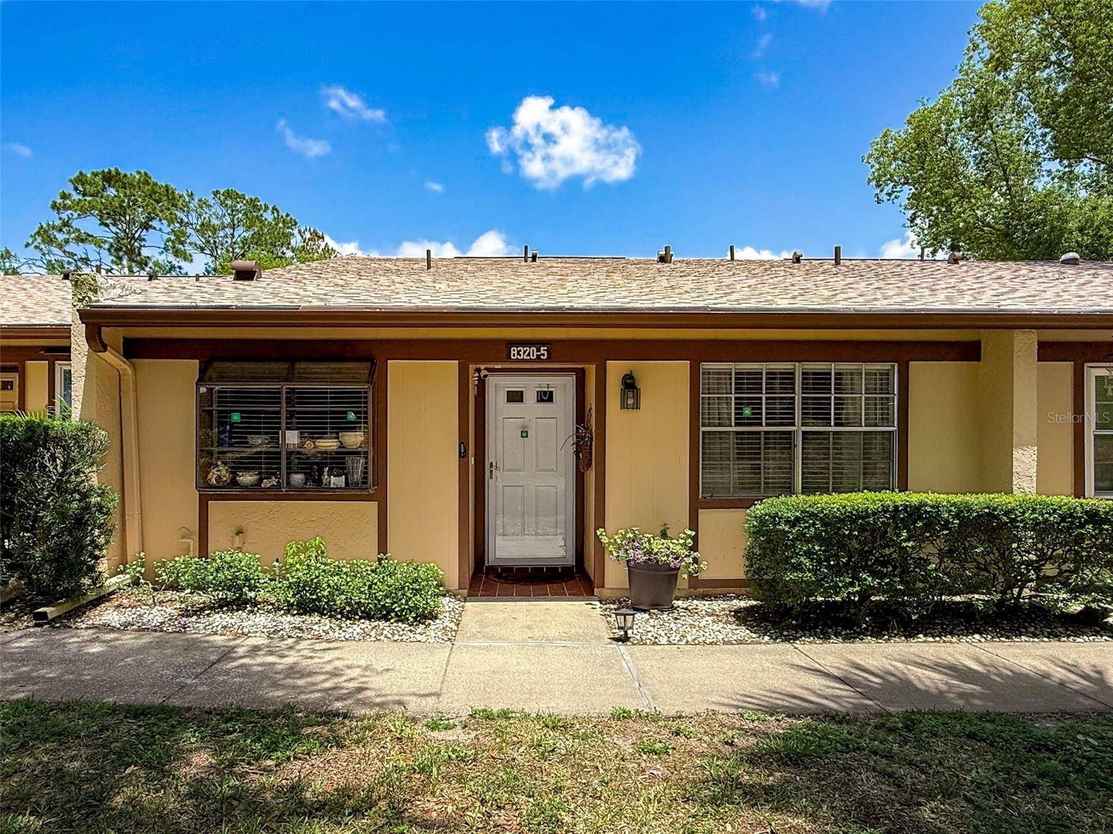 Port Richey, FL 34668,8320 HIGH POINT CIR #5