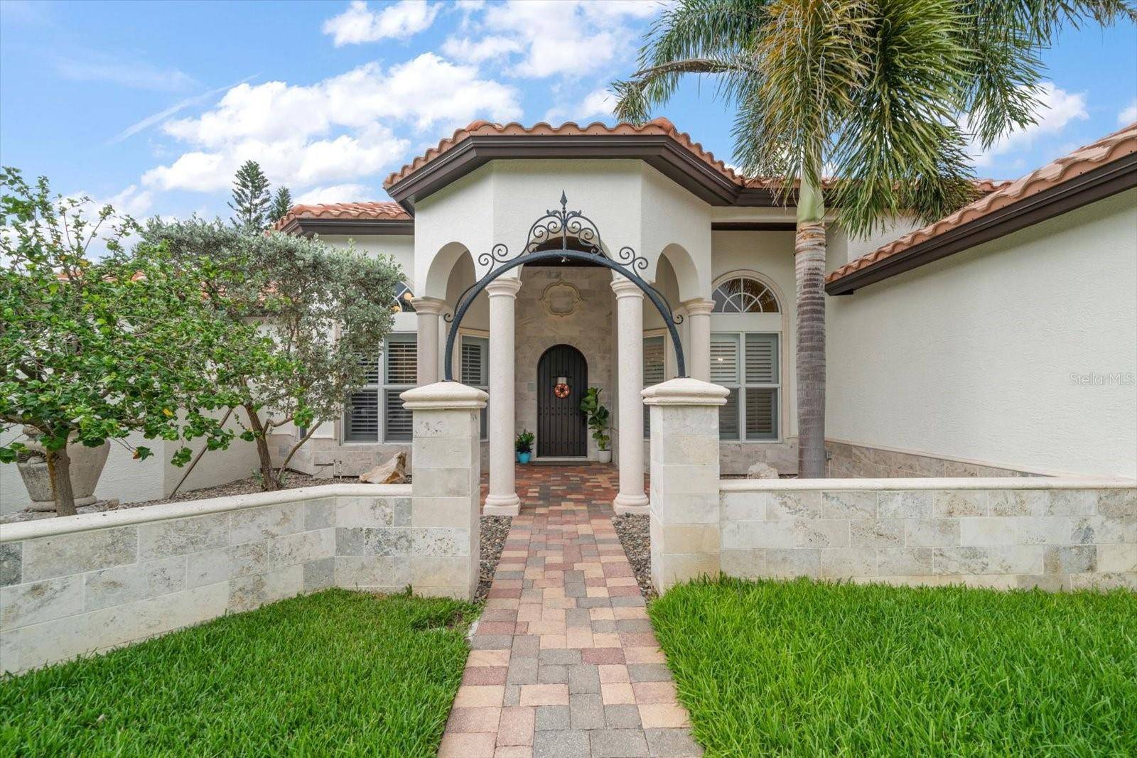Largo, FL 33770,307 PALMETTO LN