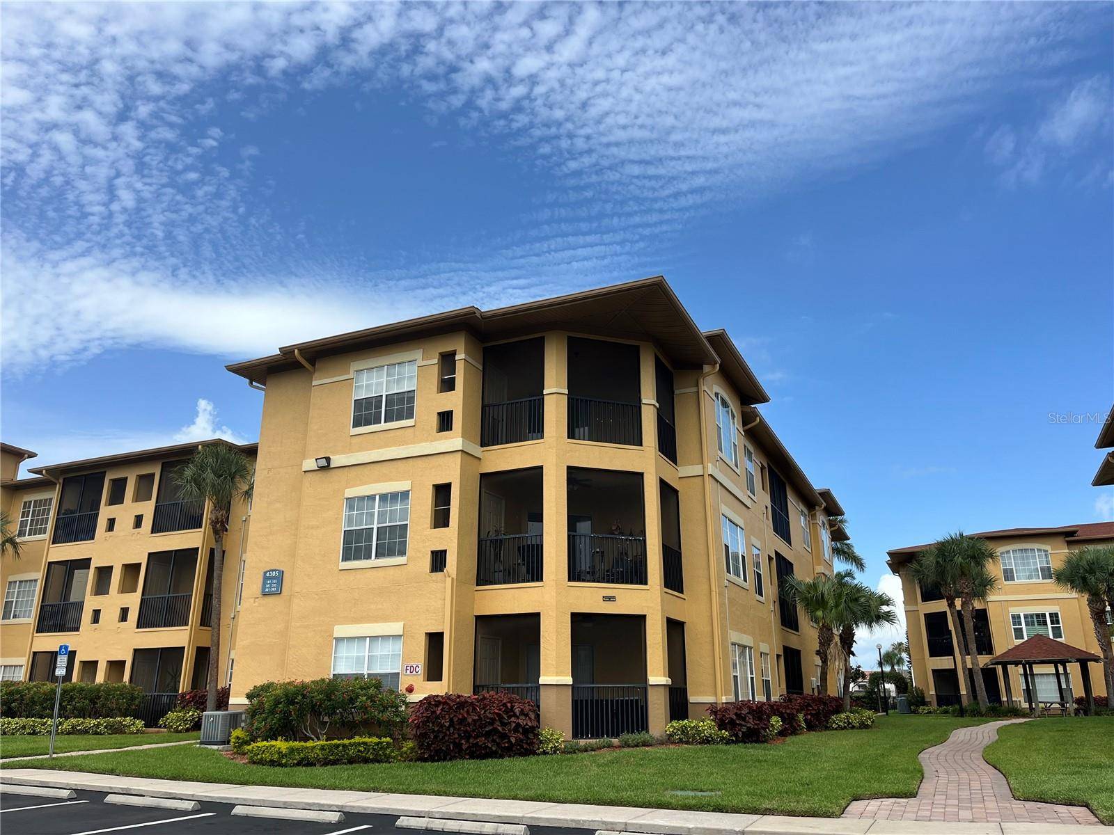 Tampa, FL 33615,4305 BAYSIDE VILLAGE DR #301