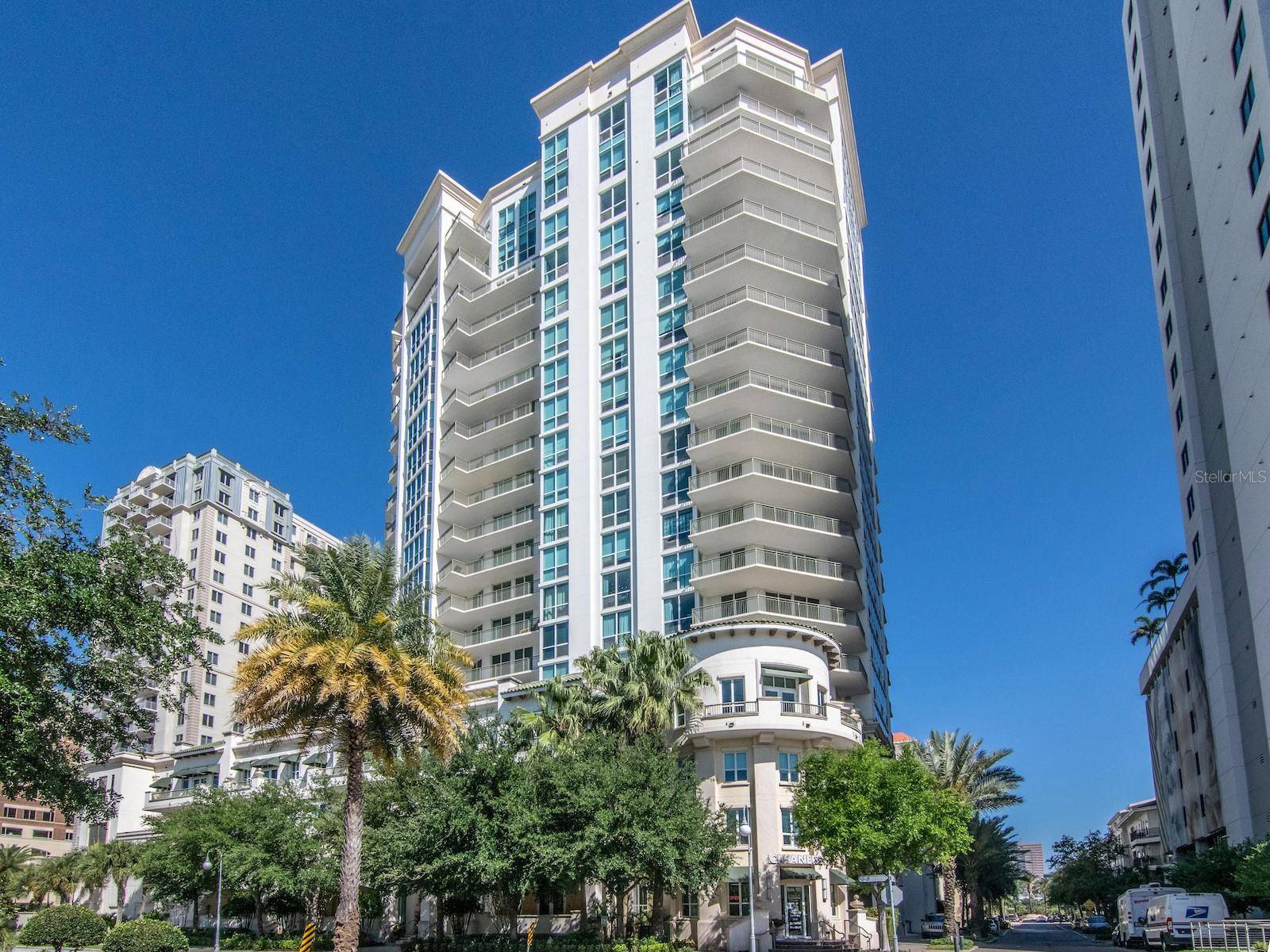 Tampa, FL 33602,450 KNIGHTS RUN AVE #1003