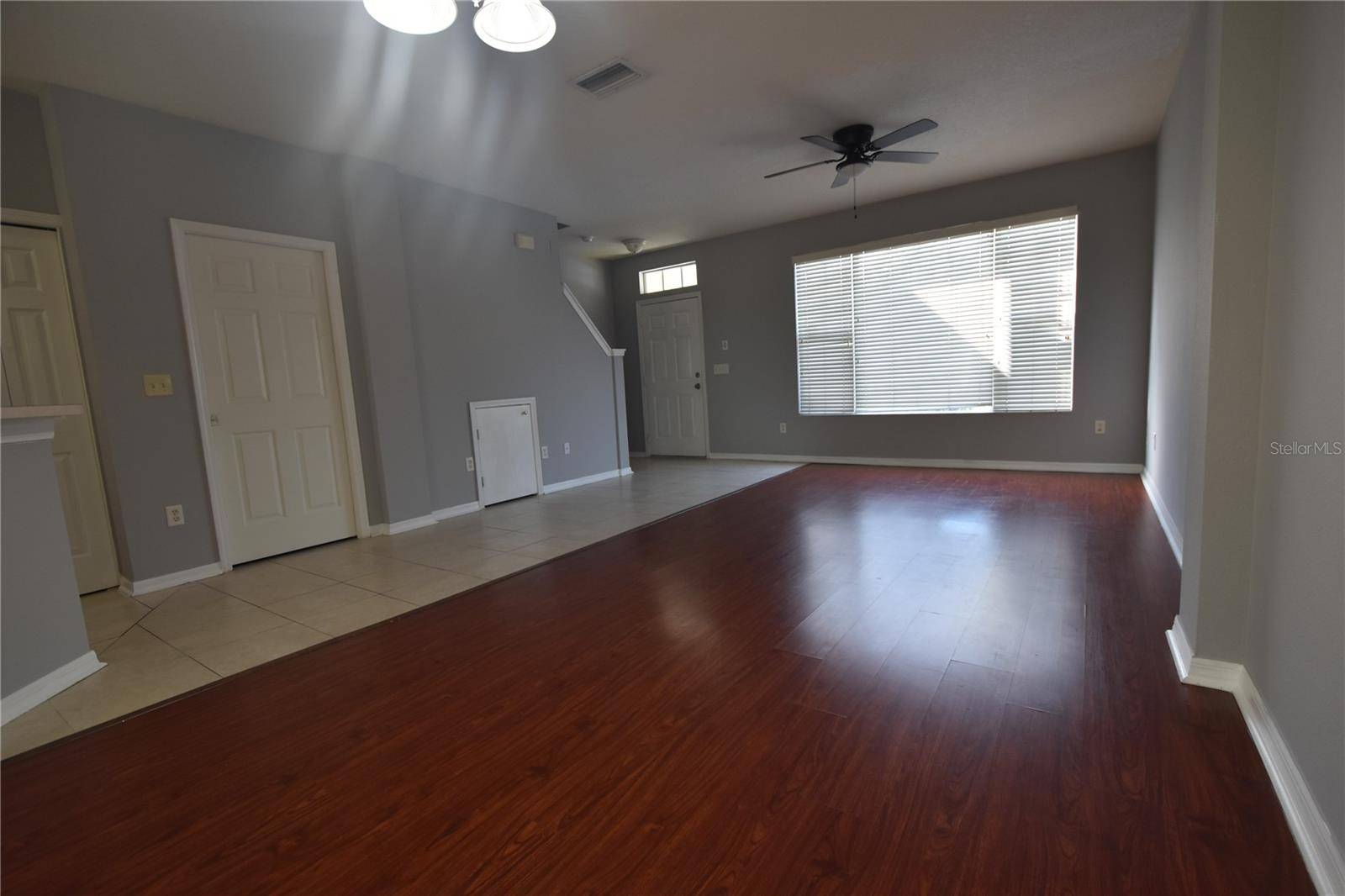 Seffner, FL 33584,11048 BLACK SWAN CT