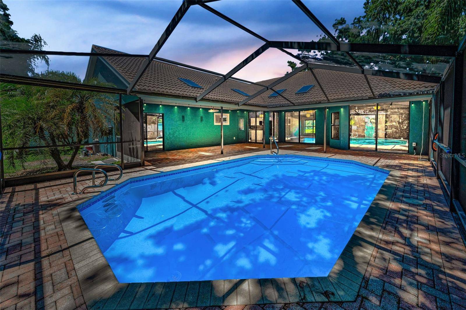 Clearwater, FL 33759,2459 PARKSTREAM AVE