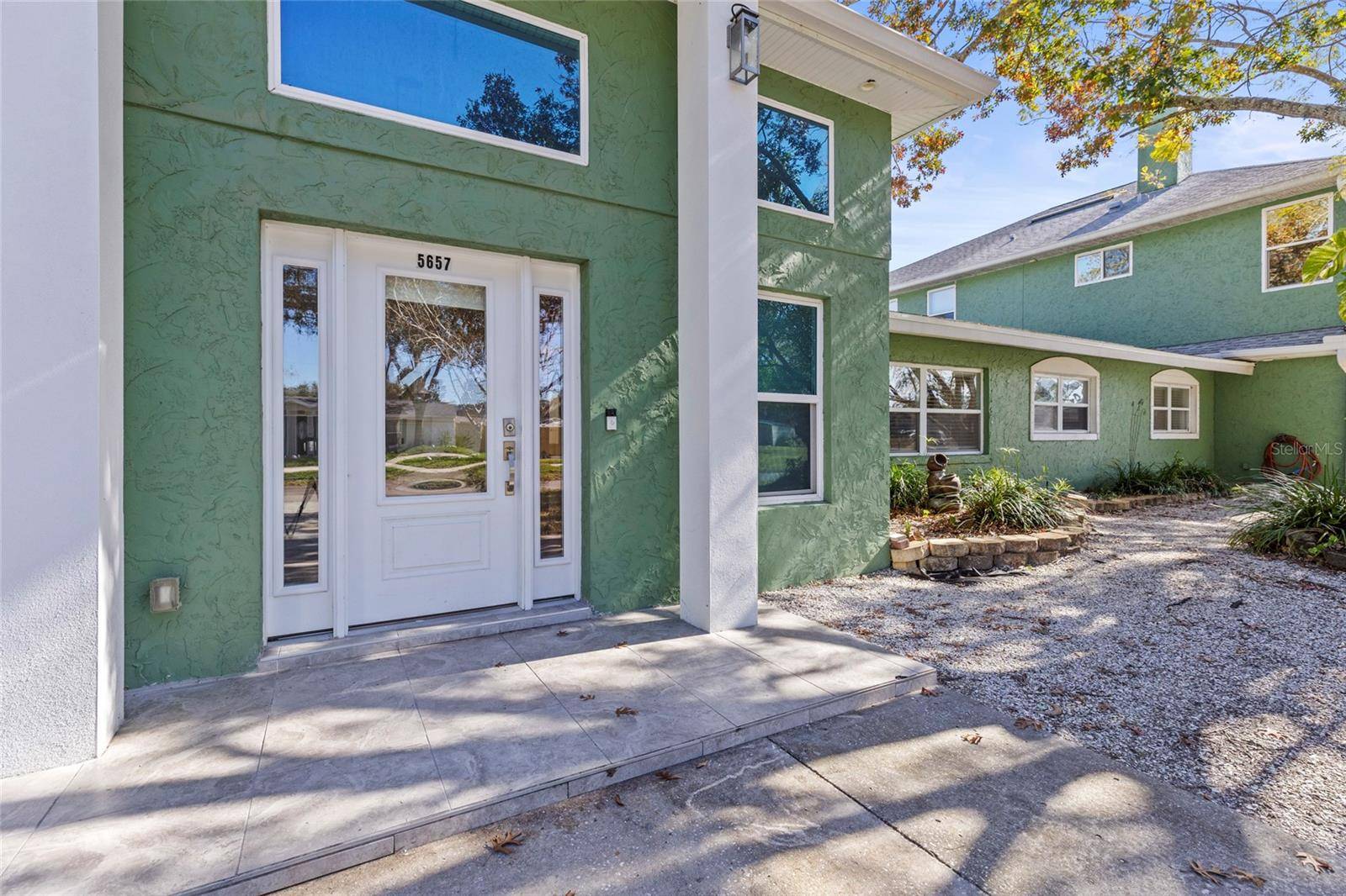 Holiday, FL 34690,5657 OCEANIC RD