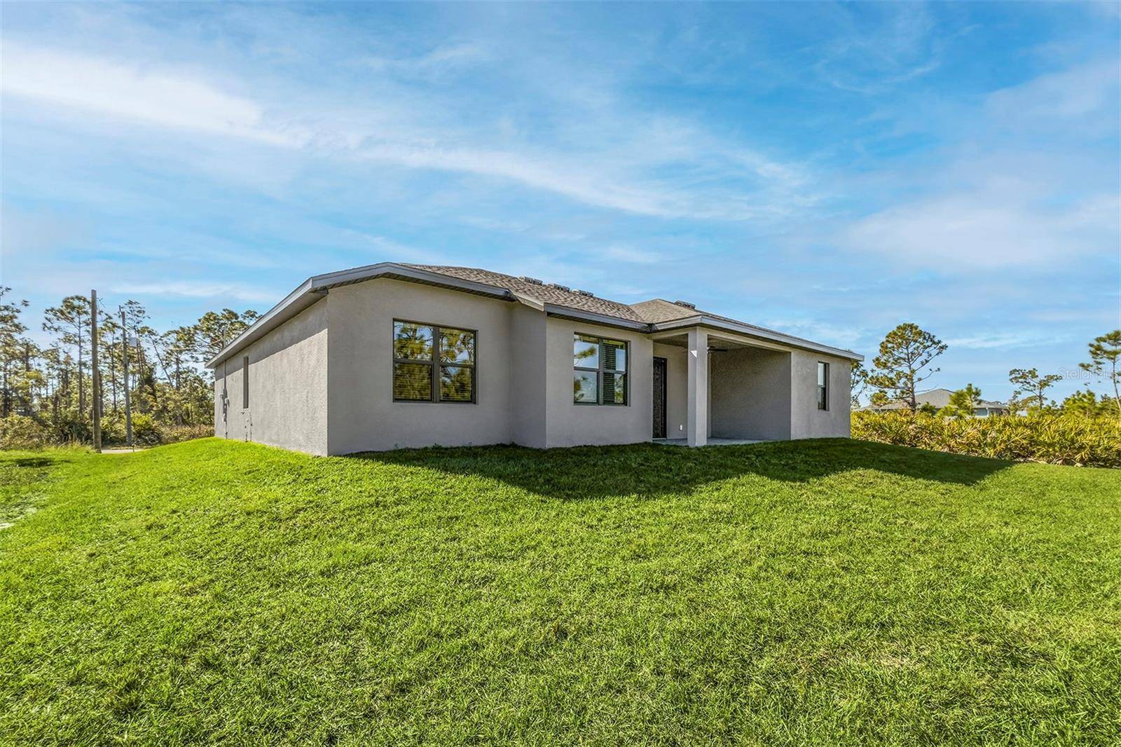 Port Charlotte, FL 33981,5104 MUNHAL ST
