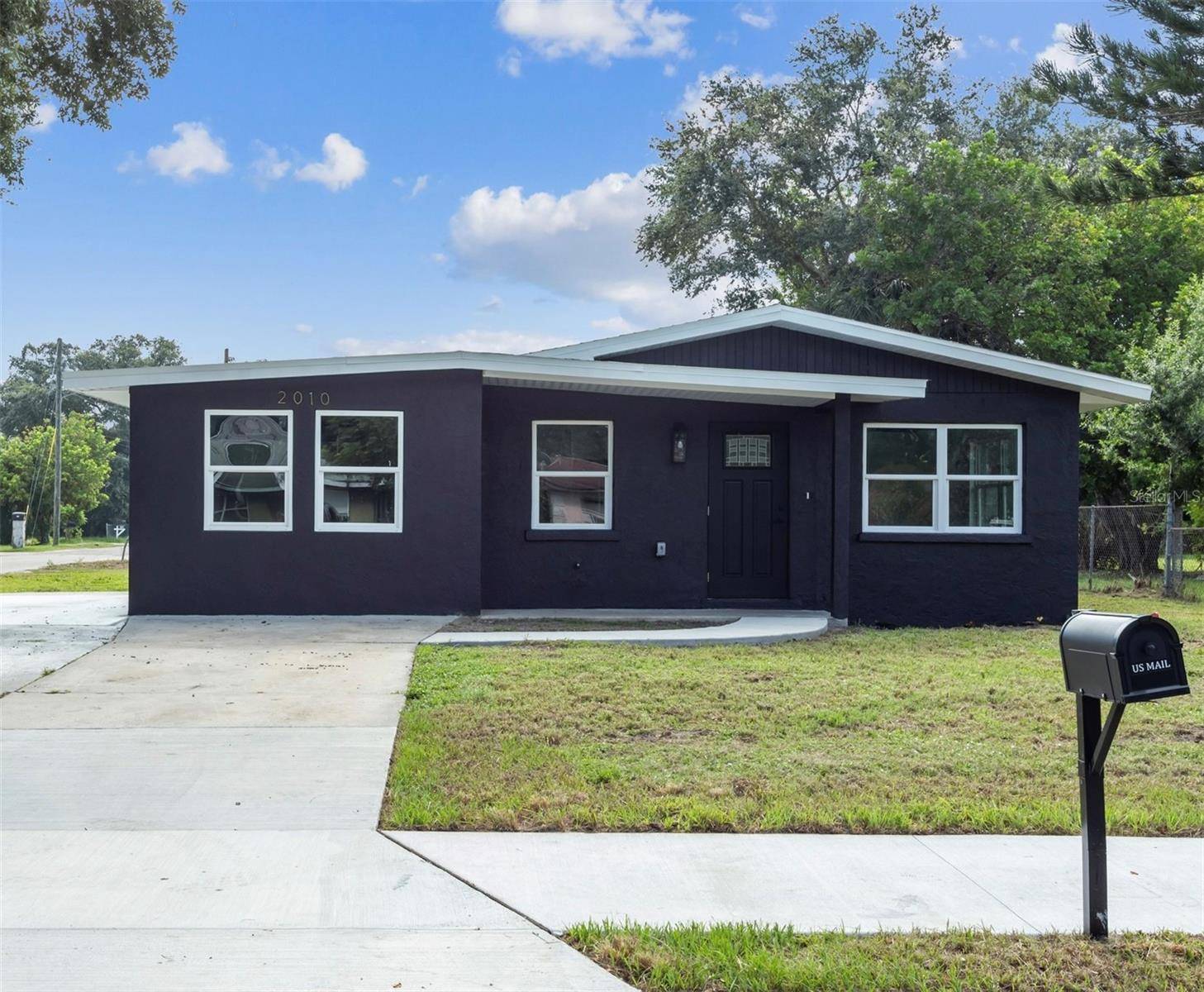 Palmetto, FL 34221,2010 4TH AVE W