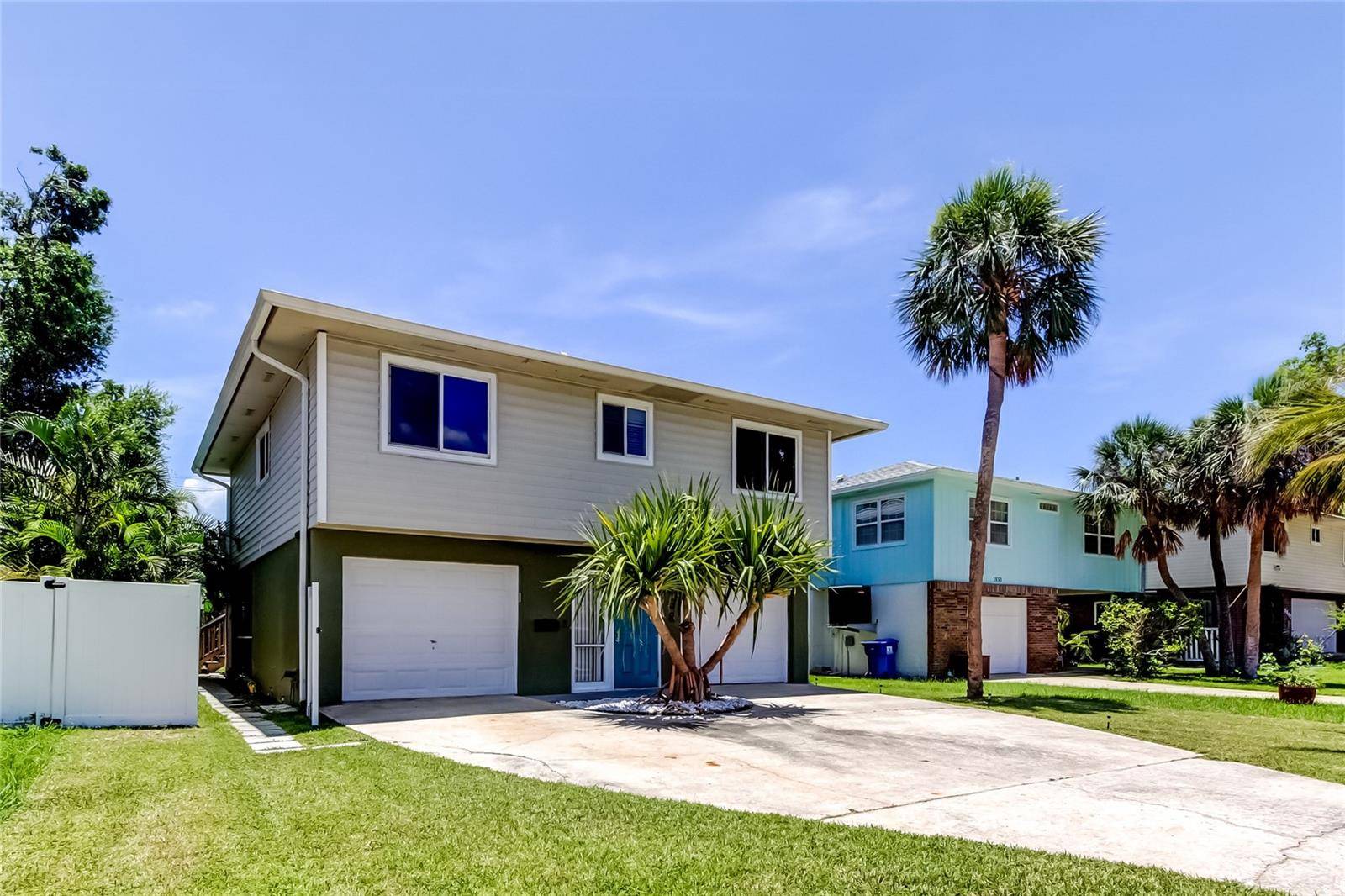 St Petersburg, FL 33703,1858 MICHIGAN AVE NE