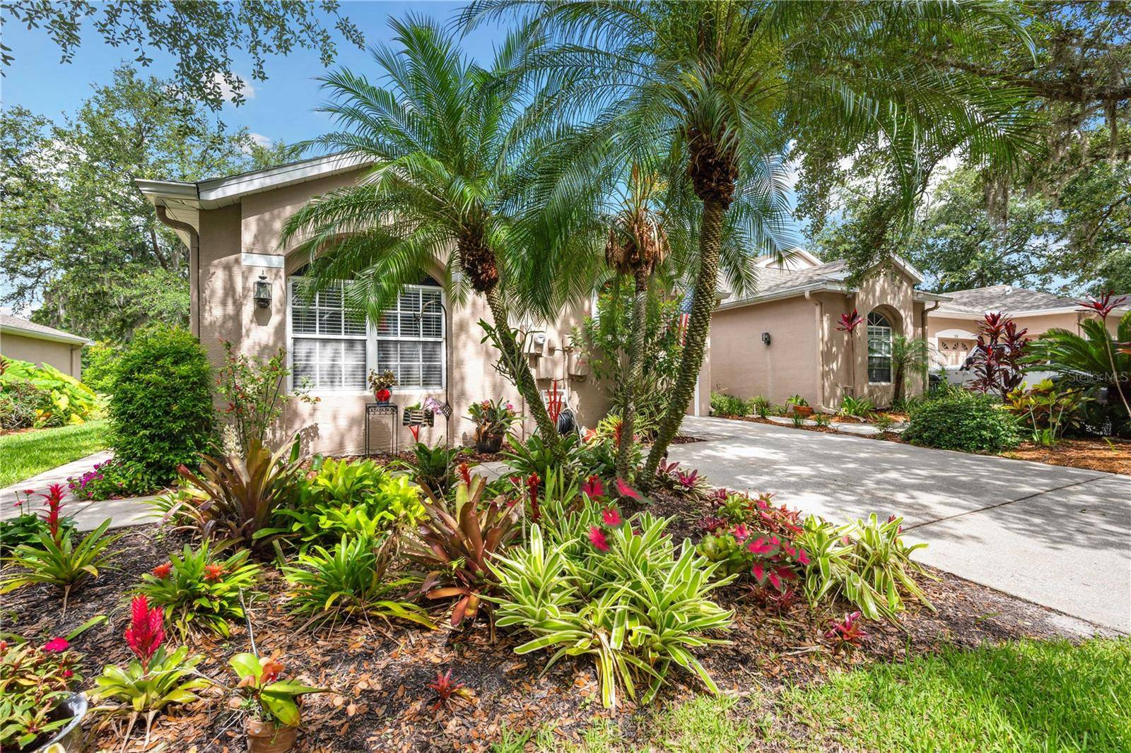 Zephyrhills, FL 33541,5143 LOCHMEAD TER