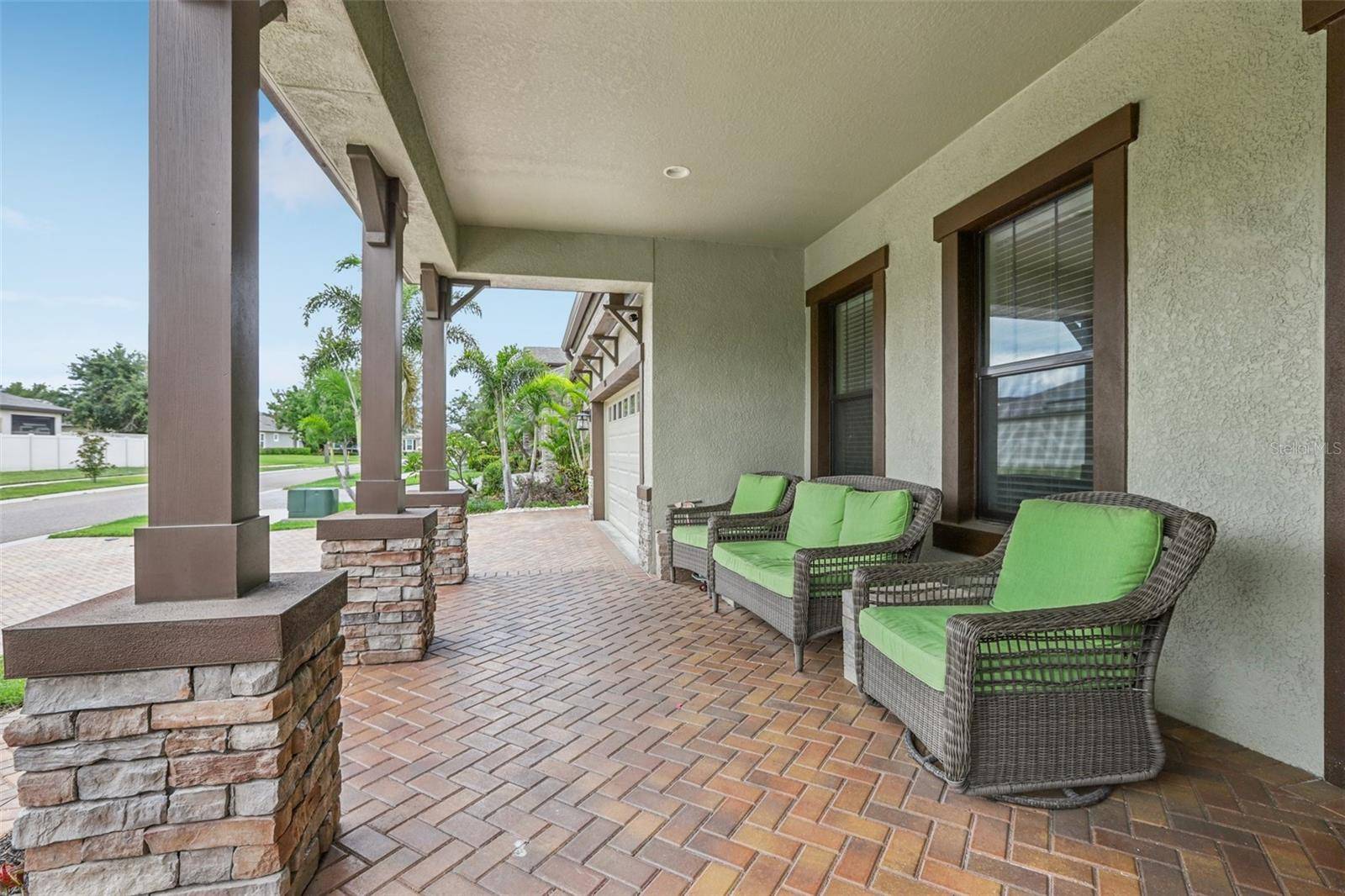 Brandon, FL 33511,808 VITTORIO PL