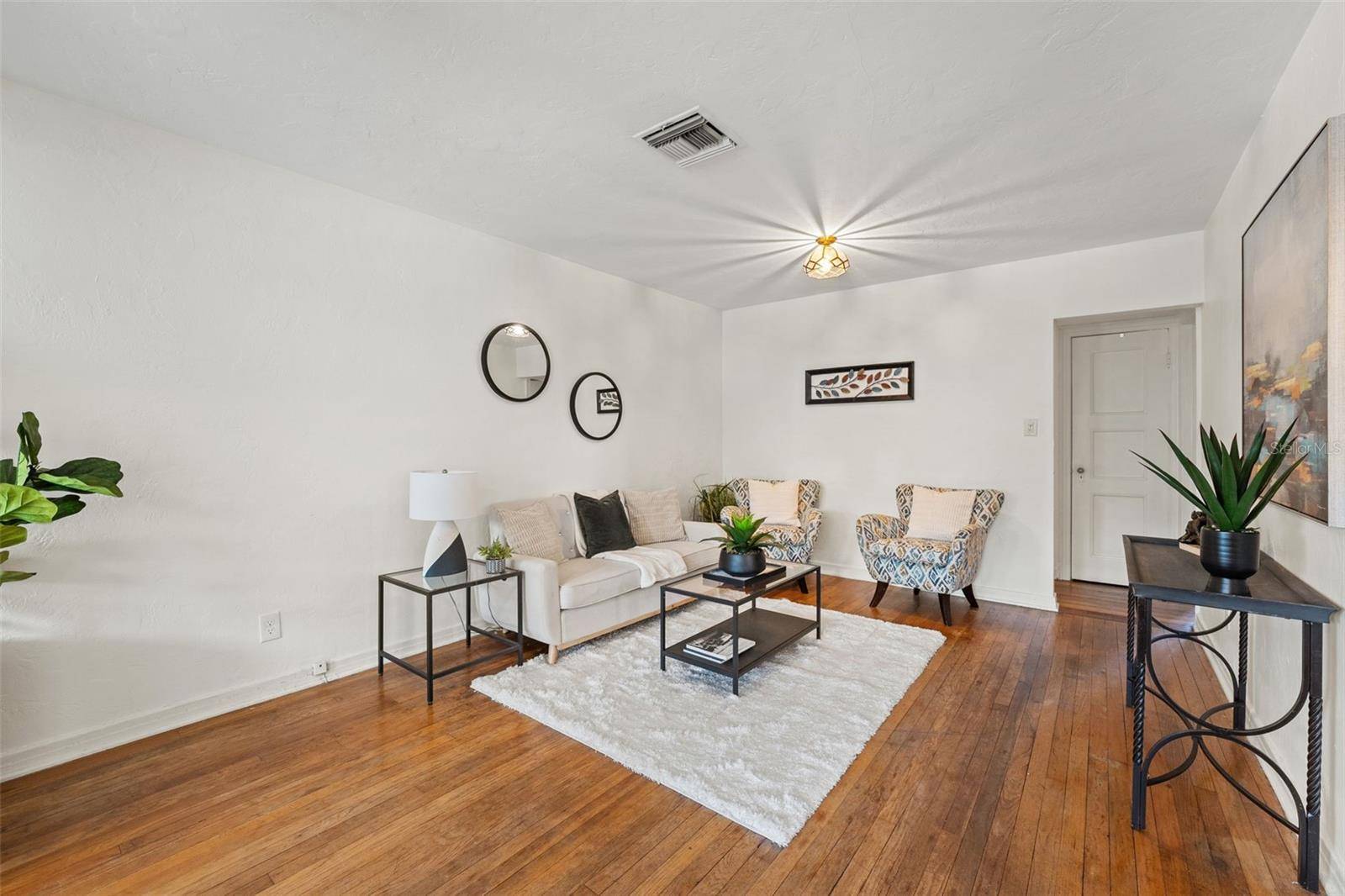 St Petersburg, FL 33704,1419 30TH AVE N