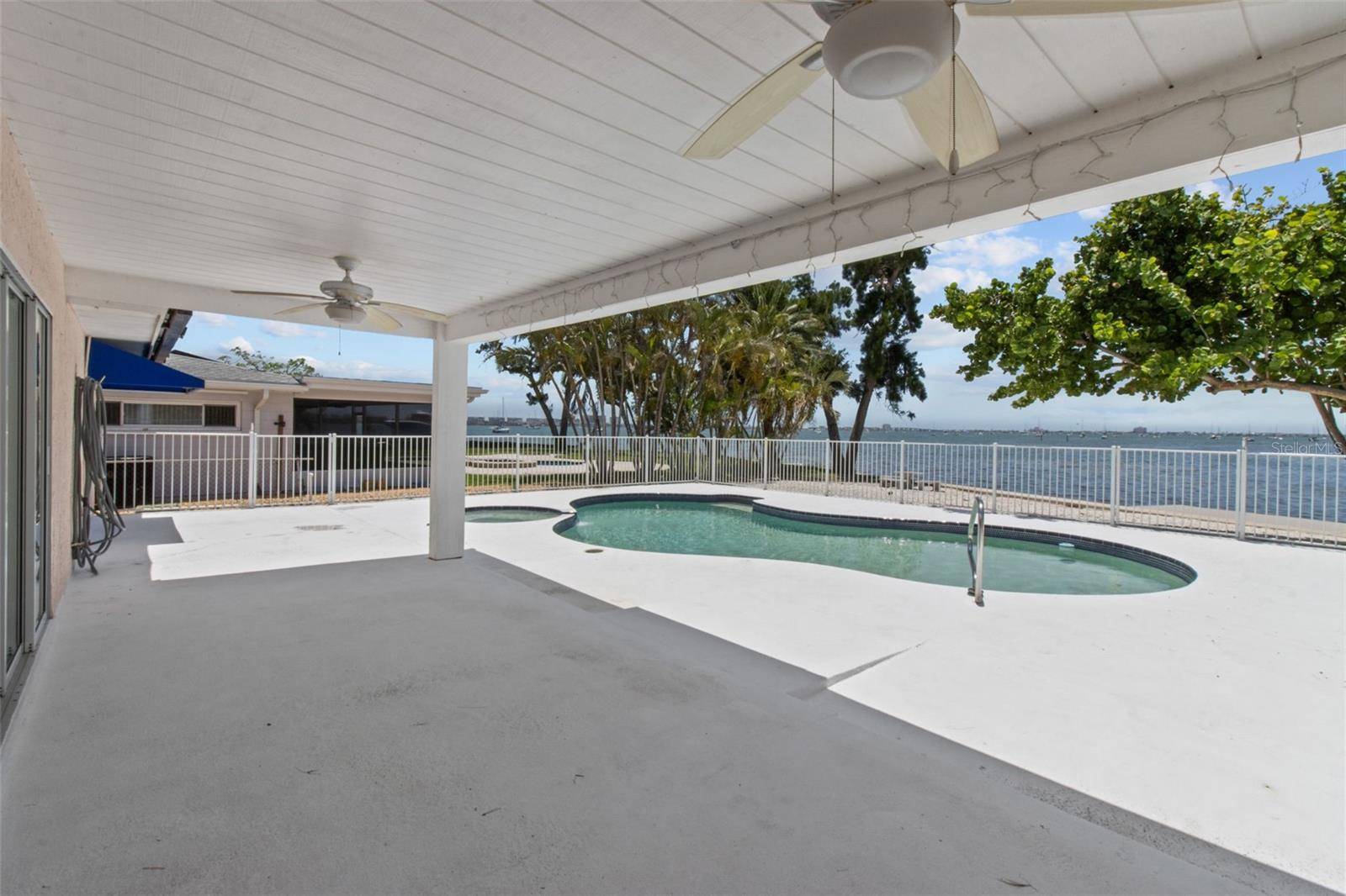 Gulfport, FL 33711,4749 BAYWOOD POINT DR S