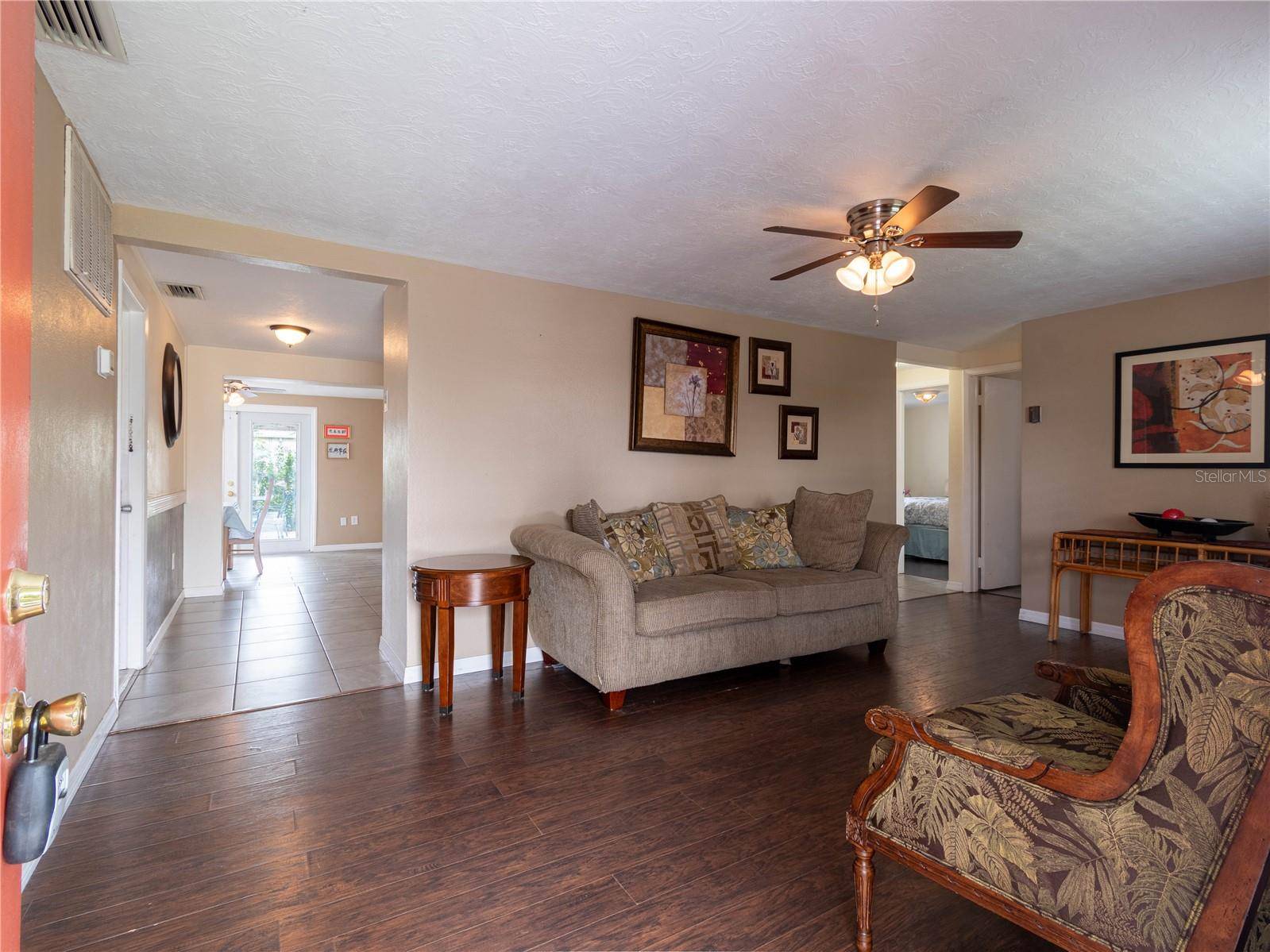 Holiday, FL 34691,2048 MELODY DR