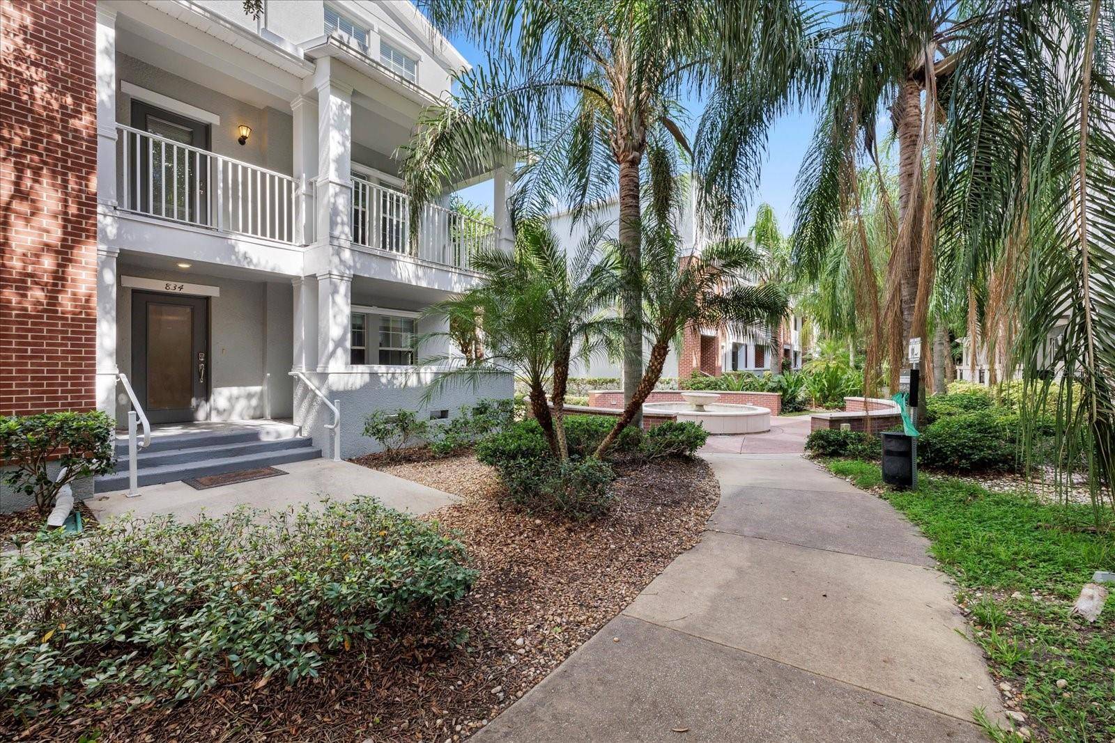 Tampa, FL 33606,834 N OREGON AVE