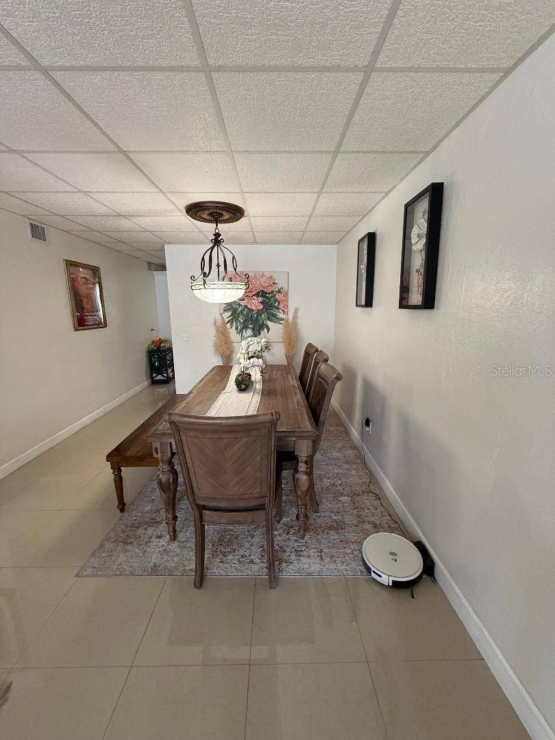 Kenneth City, FL 33709,5860 43RD TER N #1518