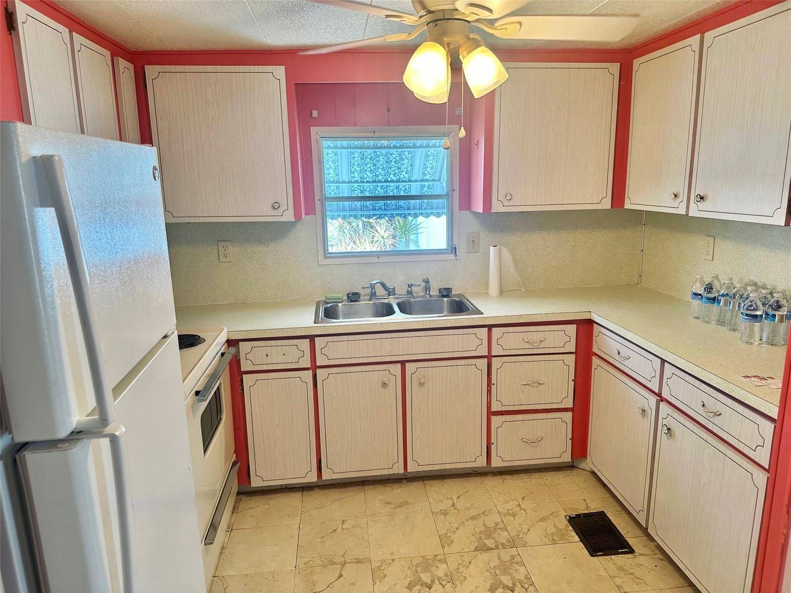 Seminole, FL 33772,8300 SEMINOLE BLVD #314