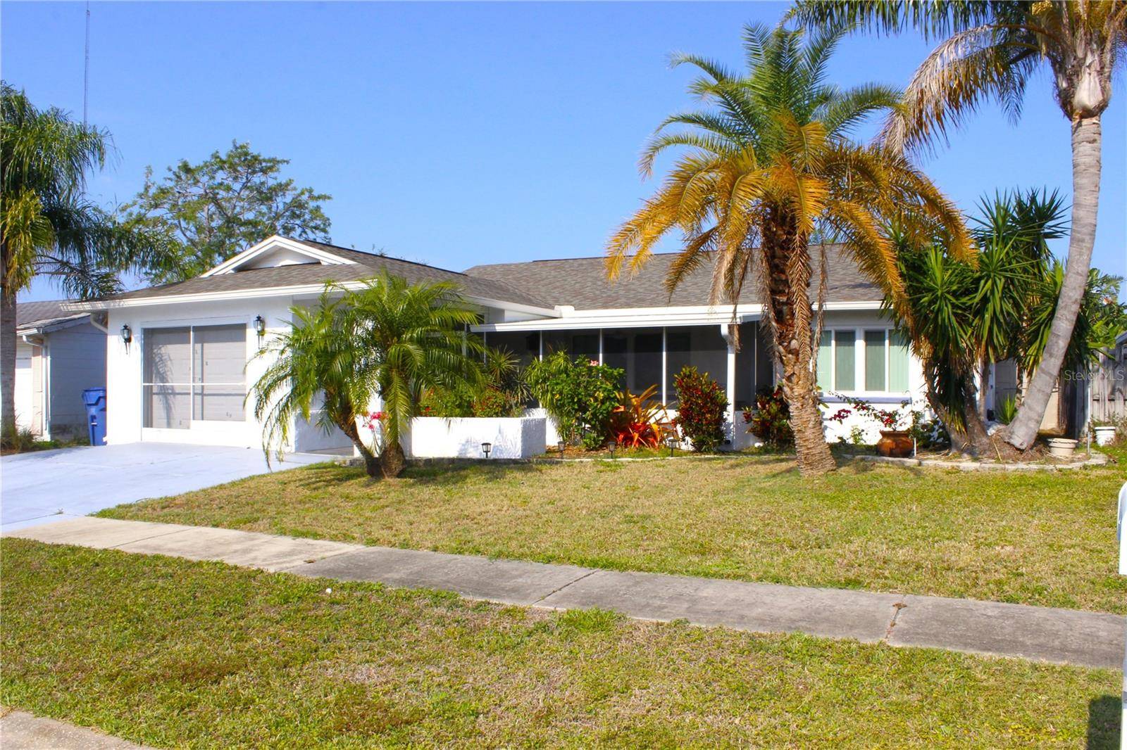 Holiday, FL 34691,2211 HARRISON DR