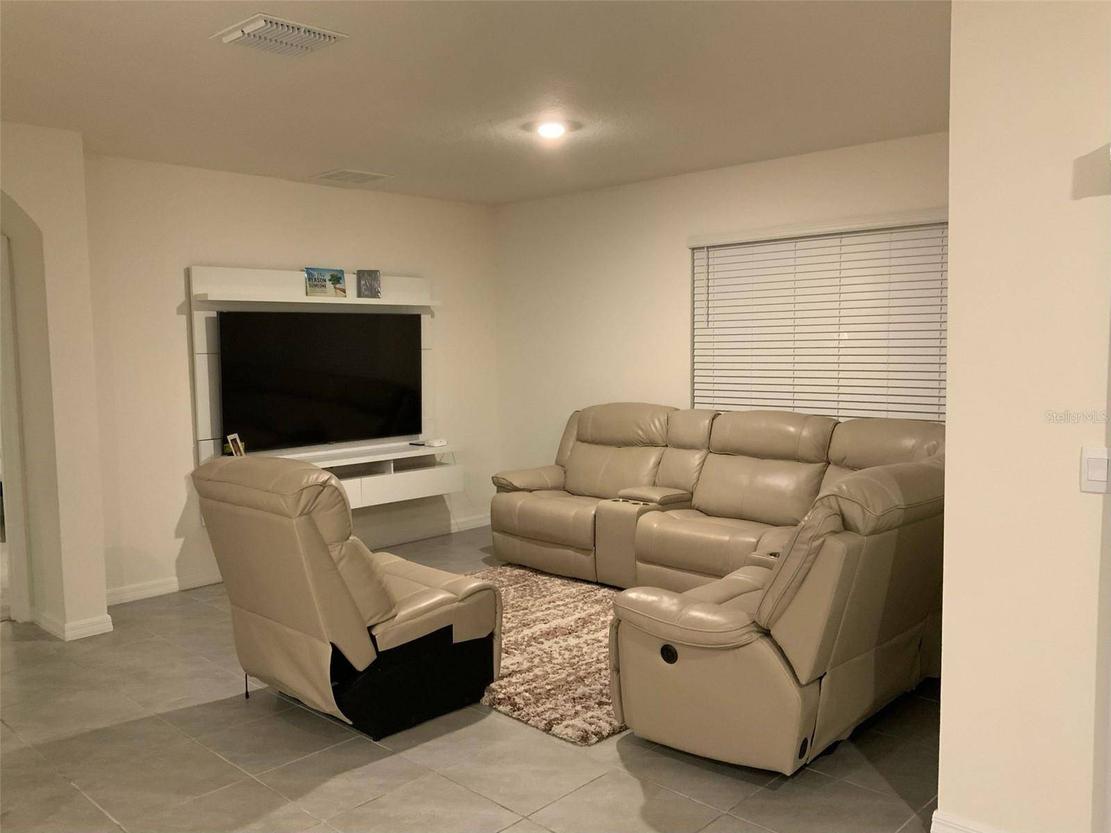 Wesley Chapel, FL 33545,33459 FIELD MAPLE LOOP
