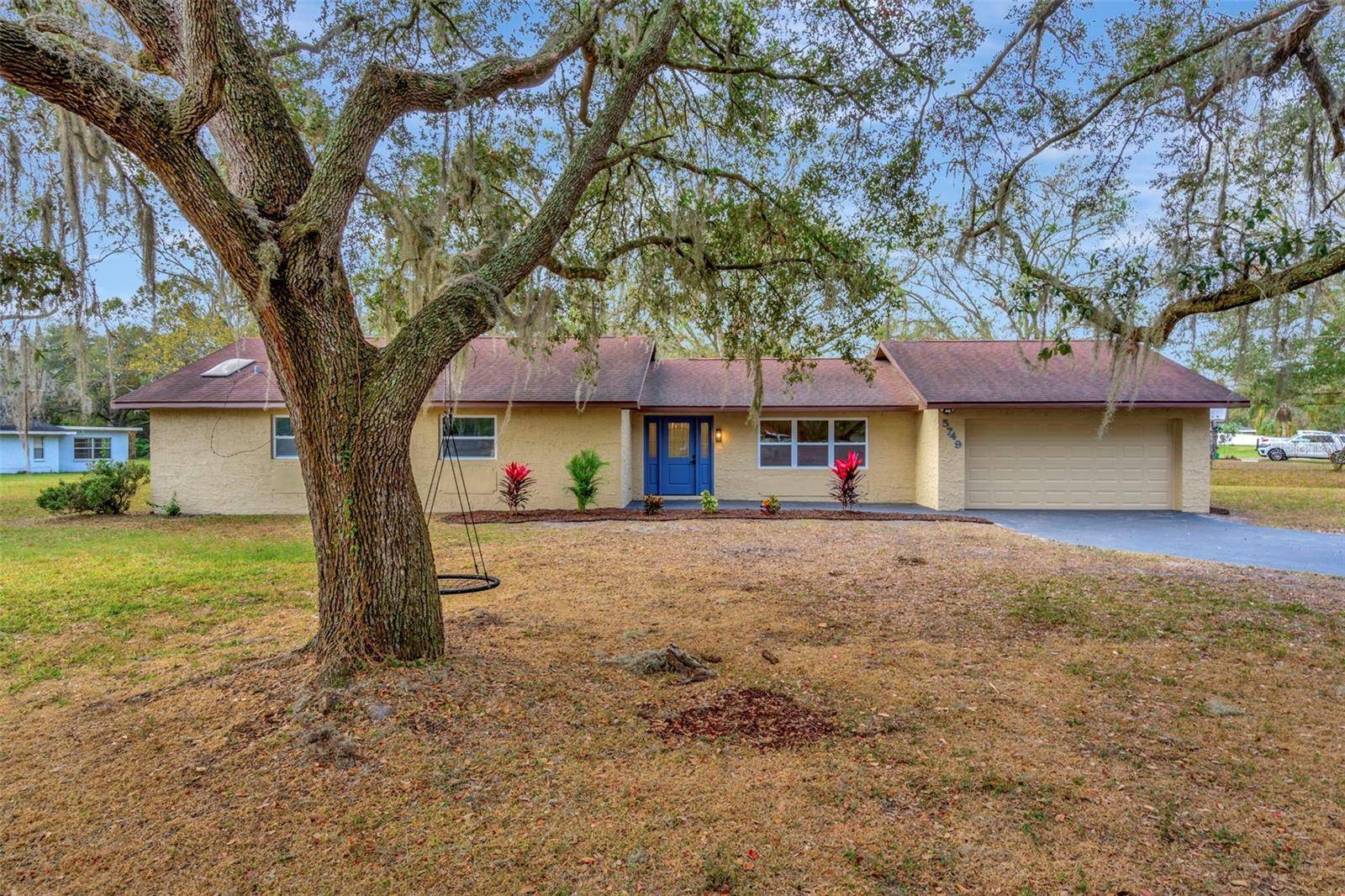 Zephyrhills, FL 33541,5749 SOUTHERNVIEW DR