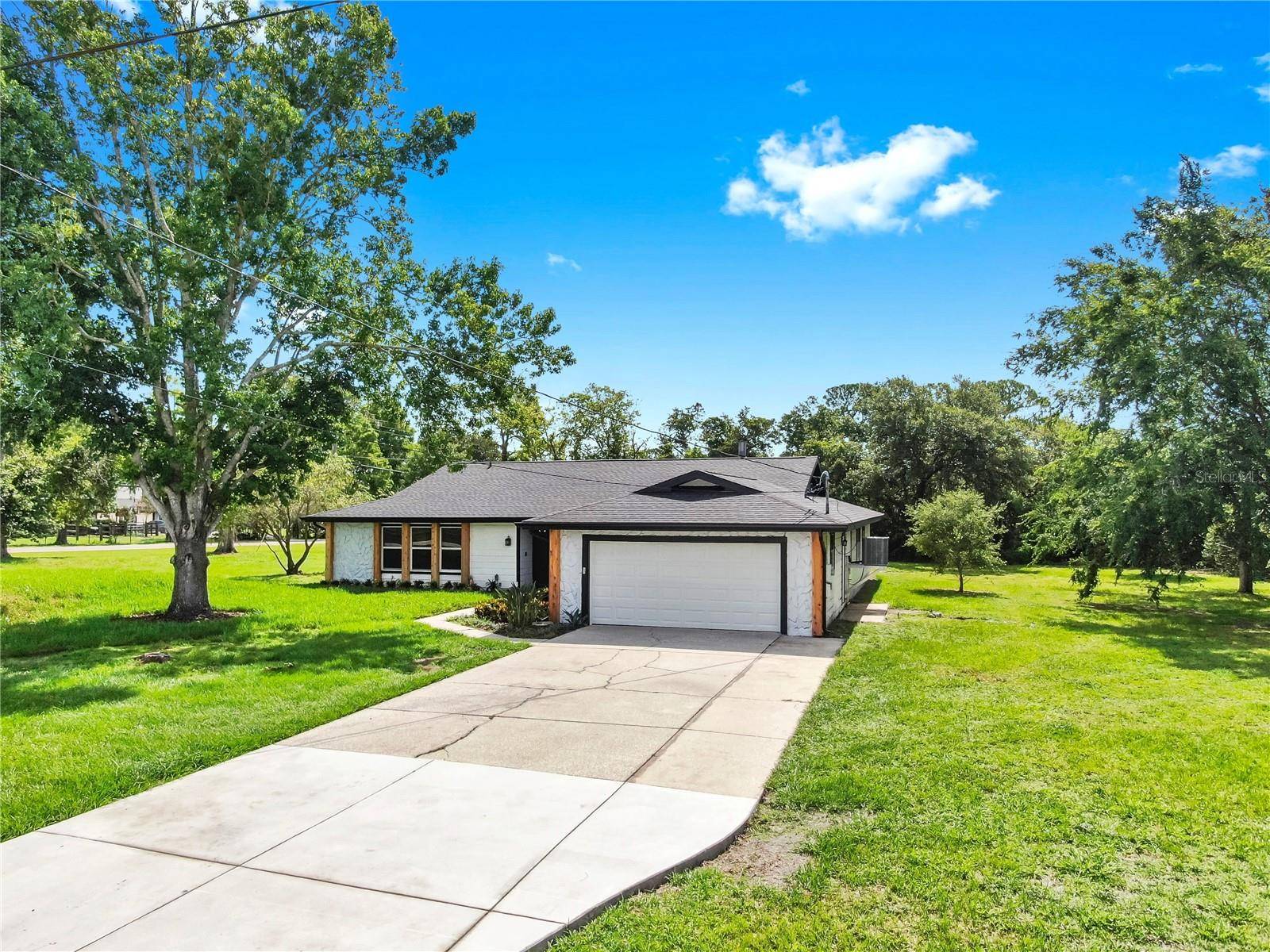 Tampa, FL 33626,9903 SADDLE RD