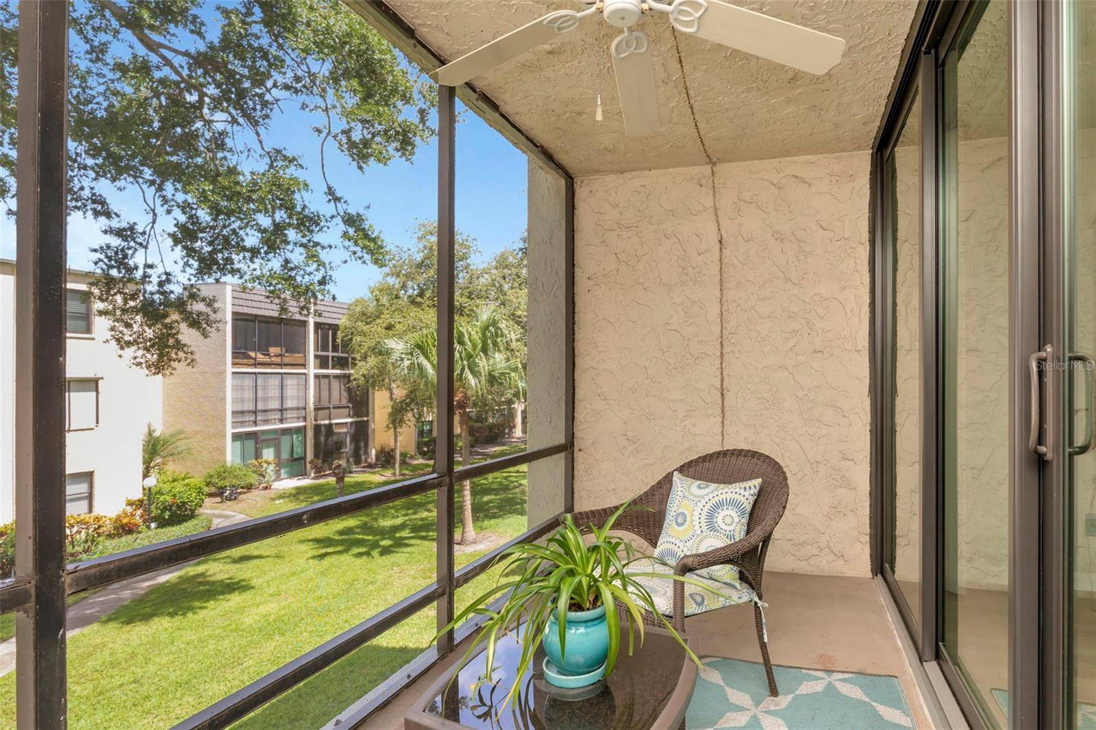 Largo, FL 33774,14130 ROSEMARY LN #3202