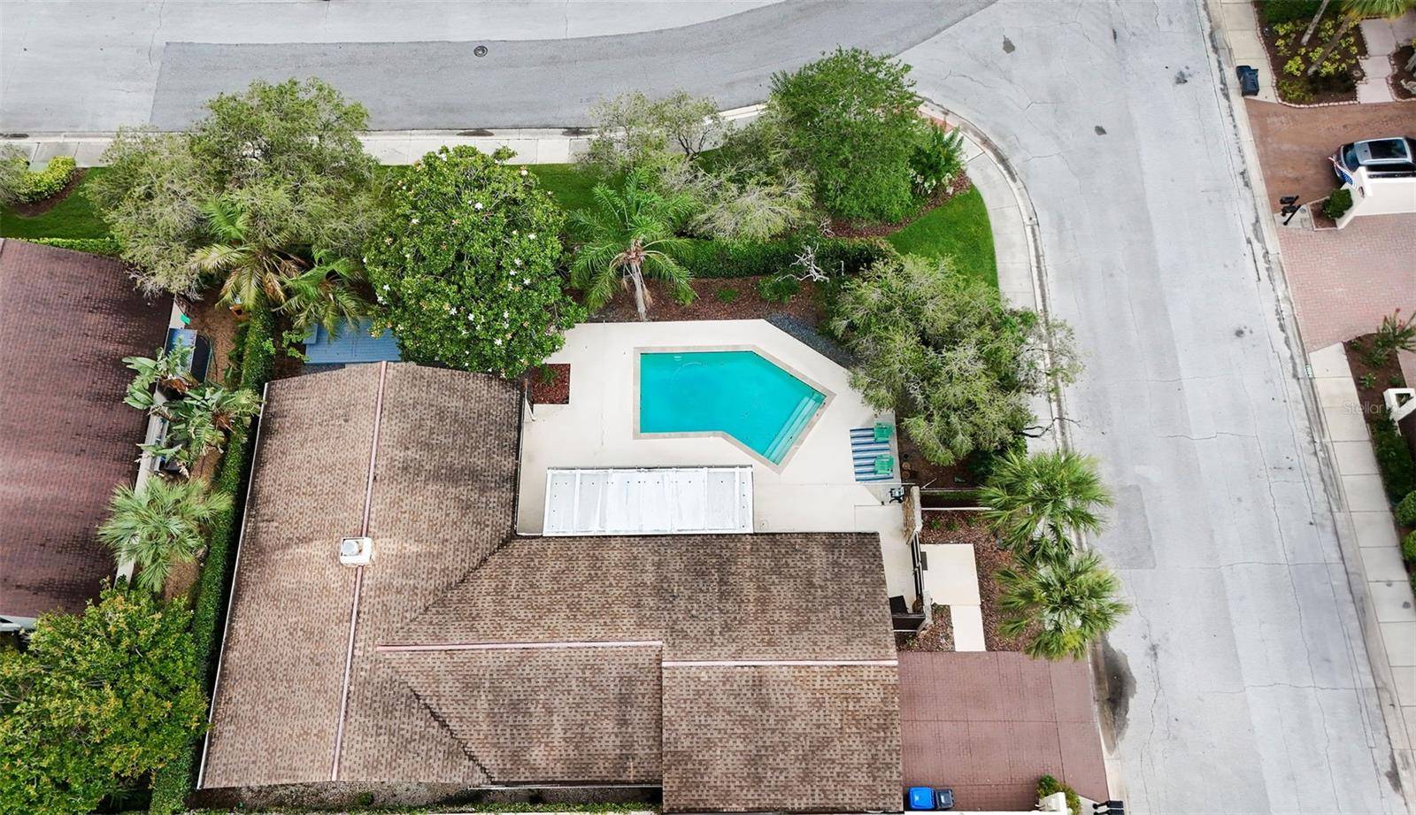 Tampa, FL 33624,13501 AVISTA DR